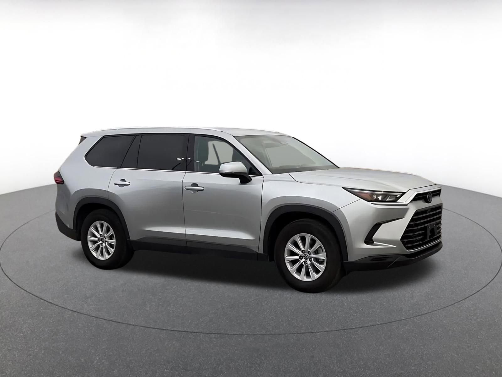 Thumbnail: 2025 Toyota Grand Highlander - 2