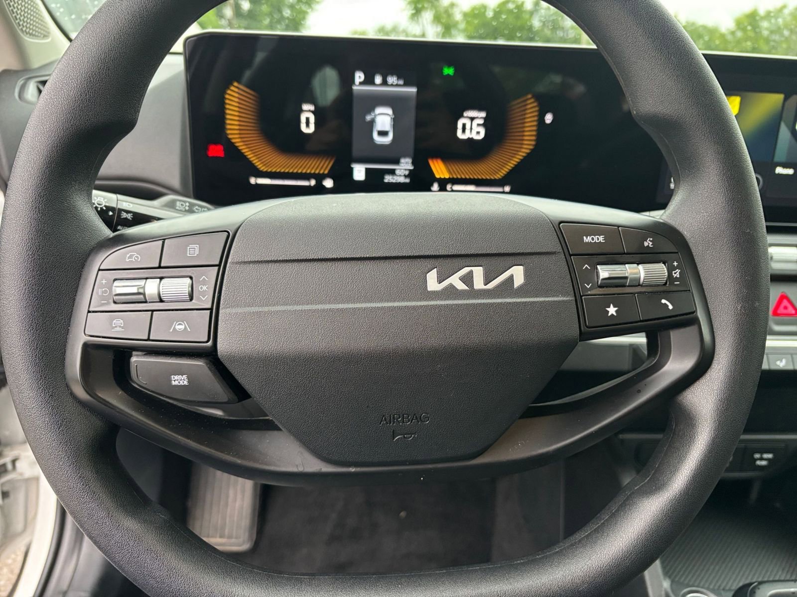 Thumbnail: 2025 Kia K4 - 28