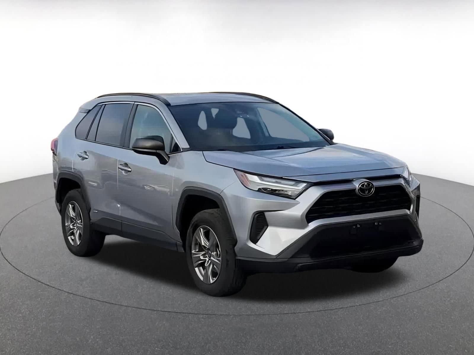 Thumbnail: 2025 Toyota RAV4 - 3