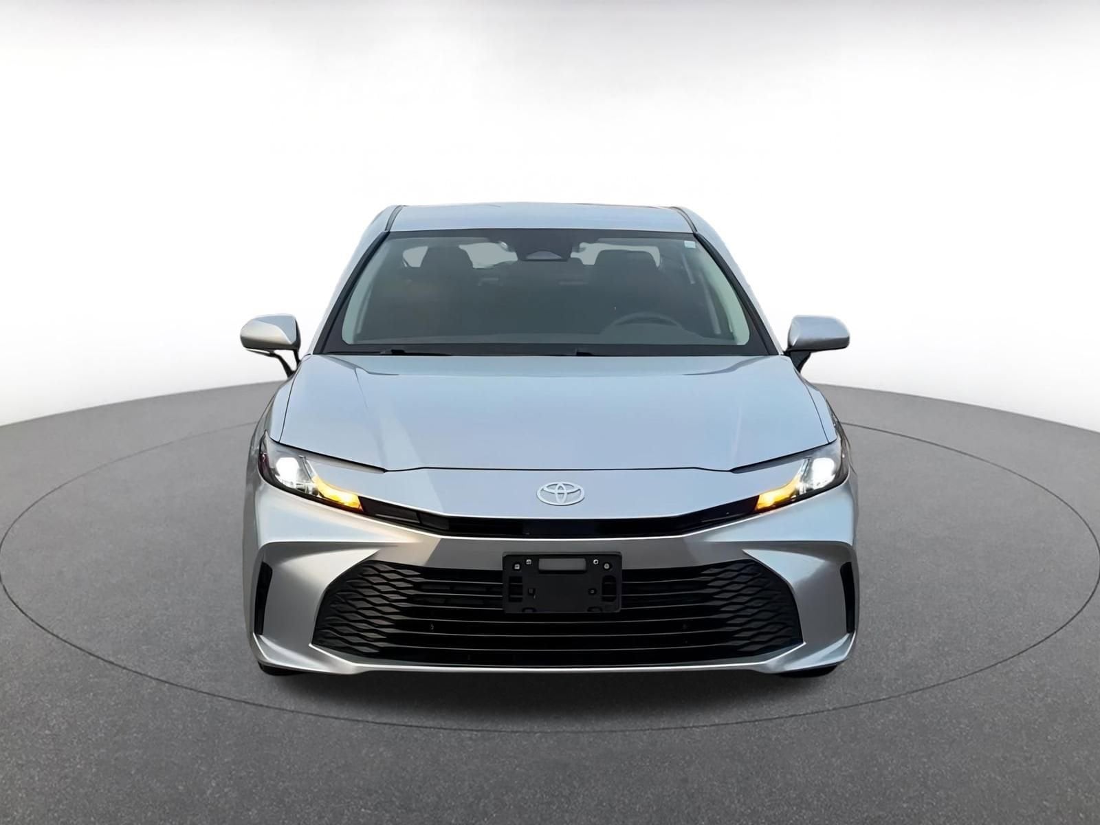 Thumbnail: 2025 Toyota Camry - 4