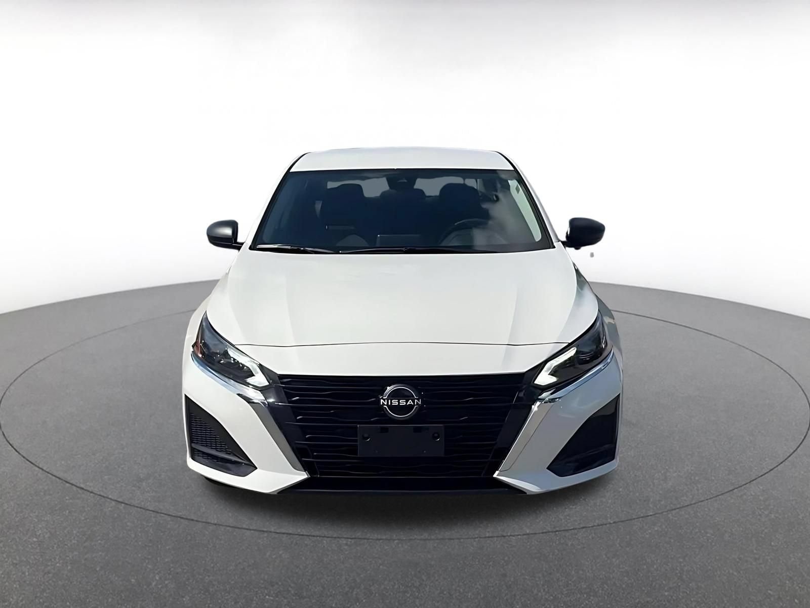 Thumbnail: 2025 Nissan Altima - 4