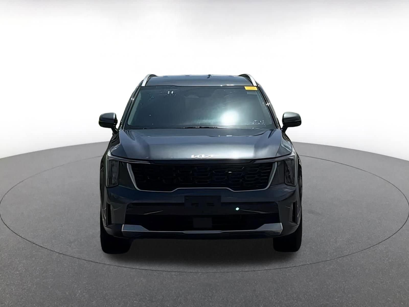 Thumbnail: 2024 Kia Sorento - 3
