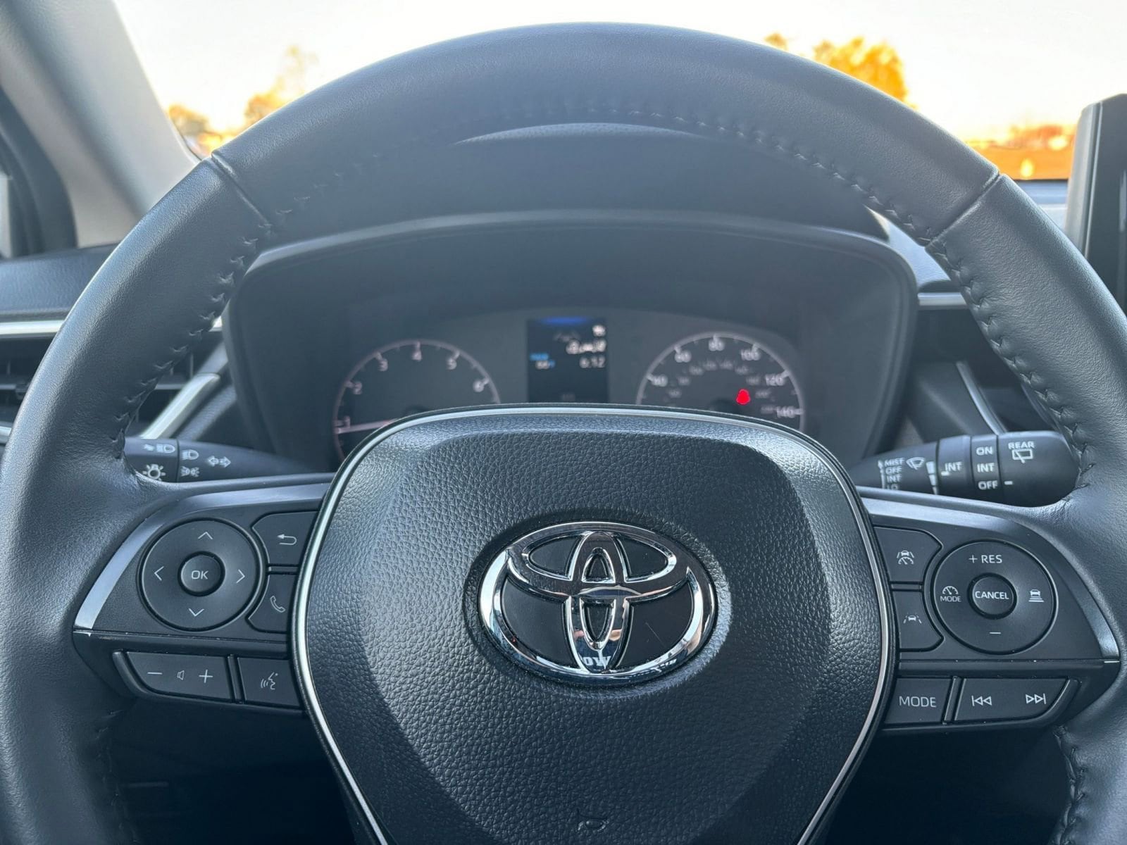 Thumbnail: 2025 Toyota Corolla Cross - 27