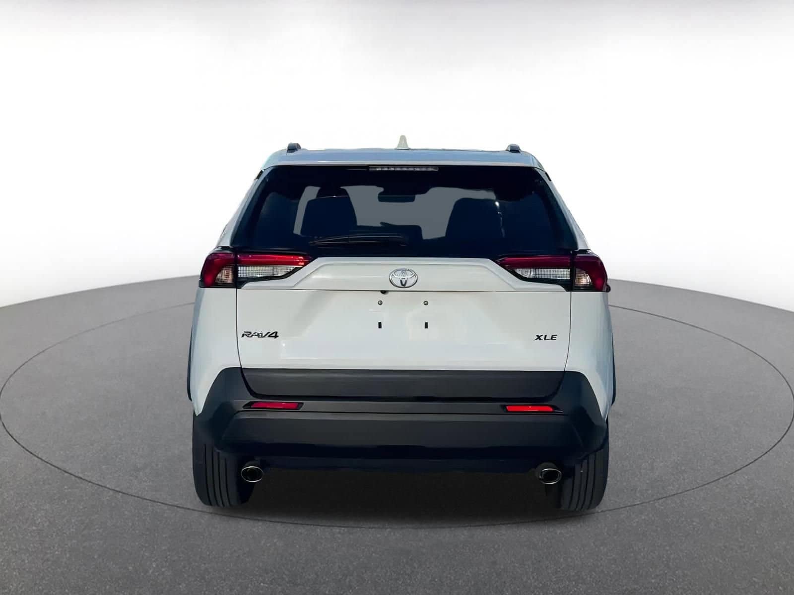 Thumbnail: 2025 Toyota RAV4 - 12