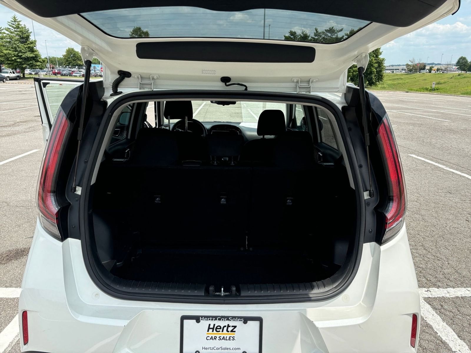 Thumbnail: 2023 Kia Soul - 31