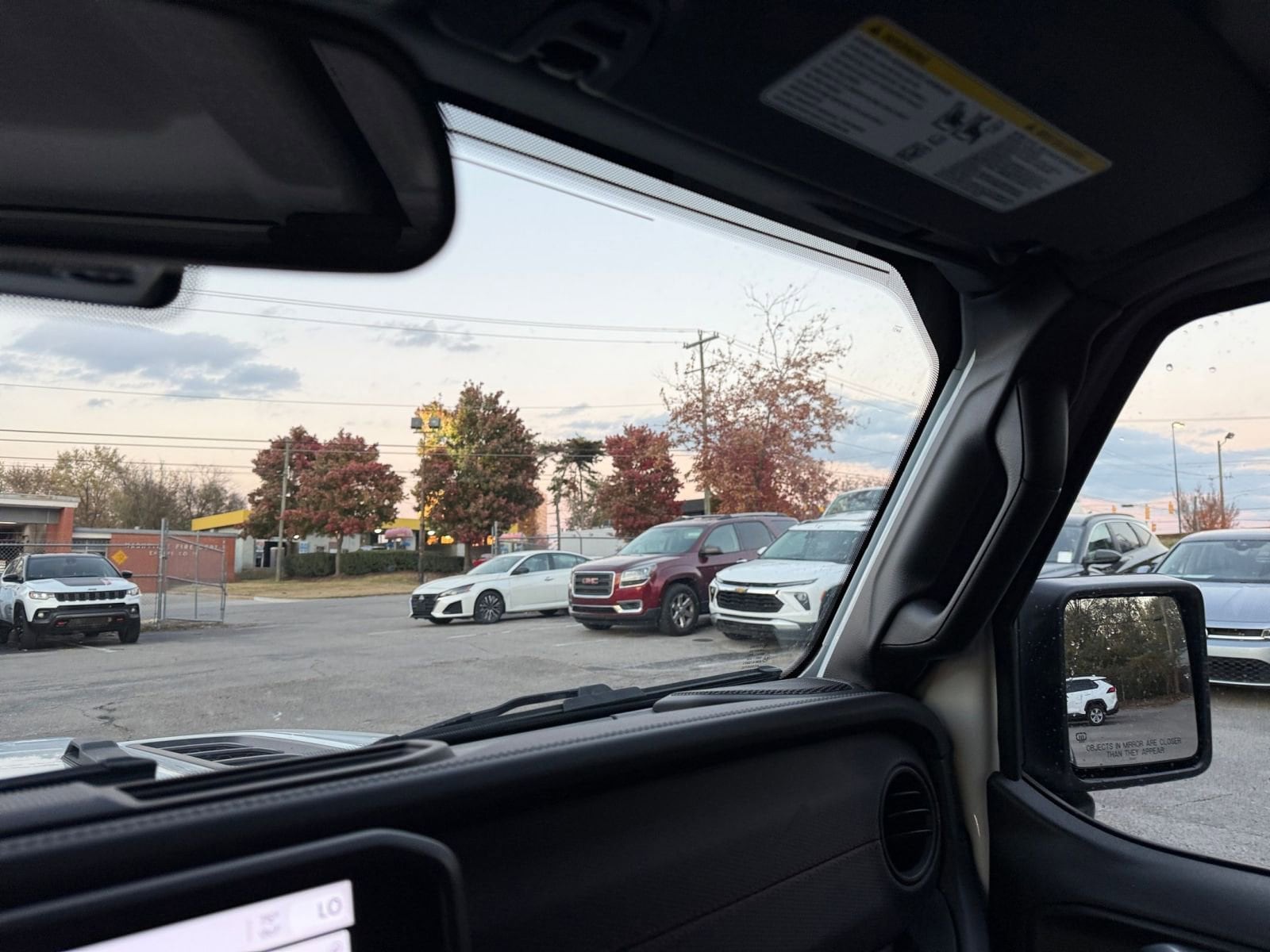 Thumbnail: 2025 Jeep Wrangler - 34