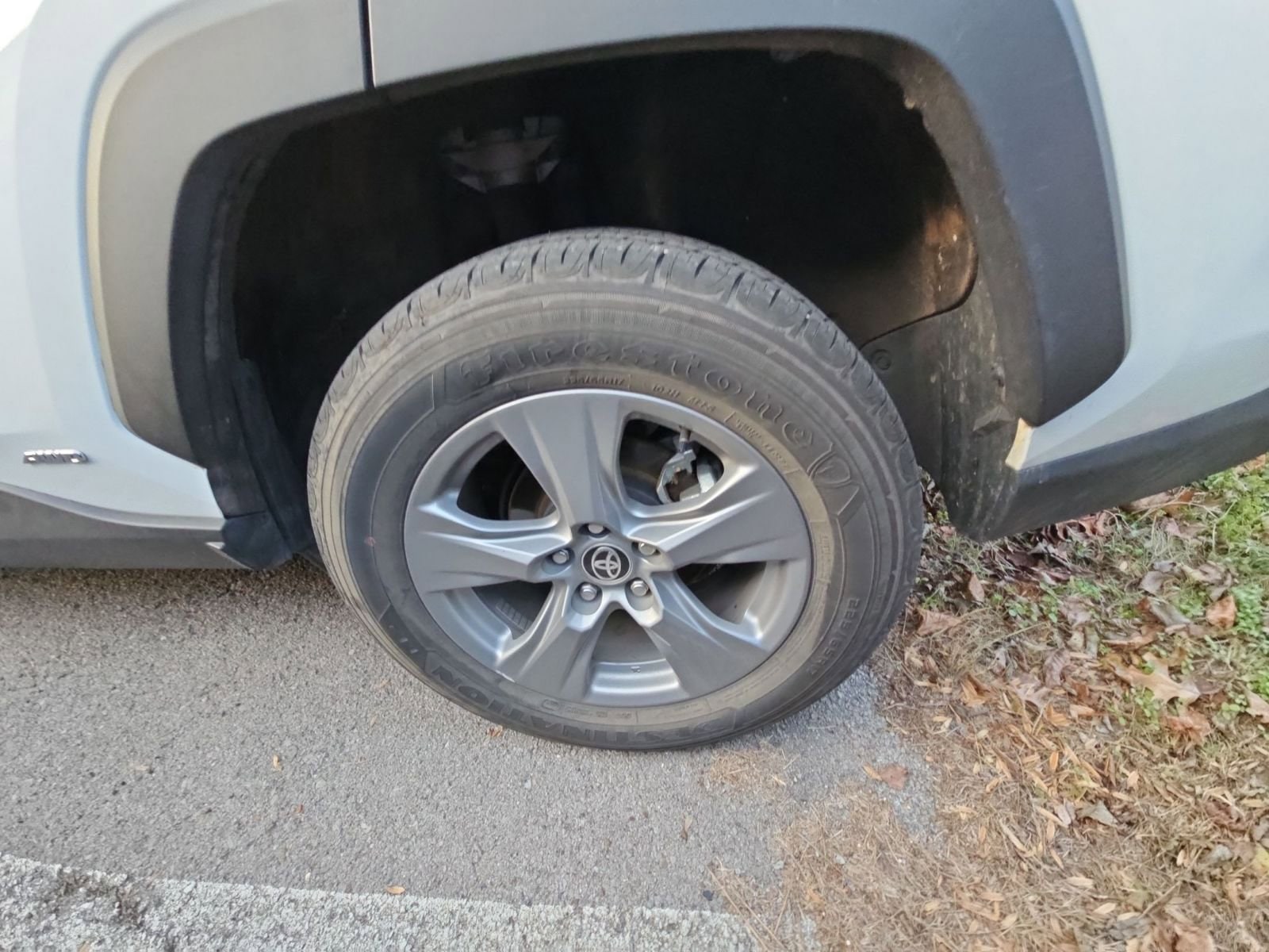 Thumbnail: 2025 Toyota RAV4 - 8