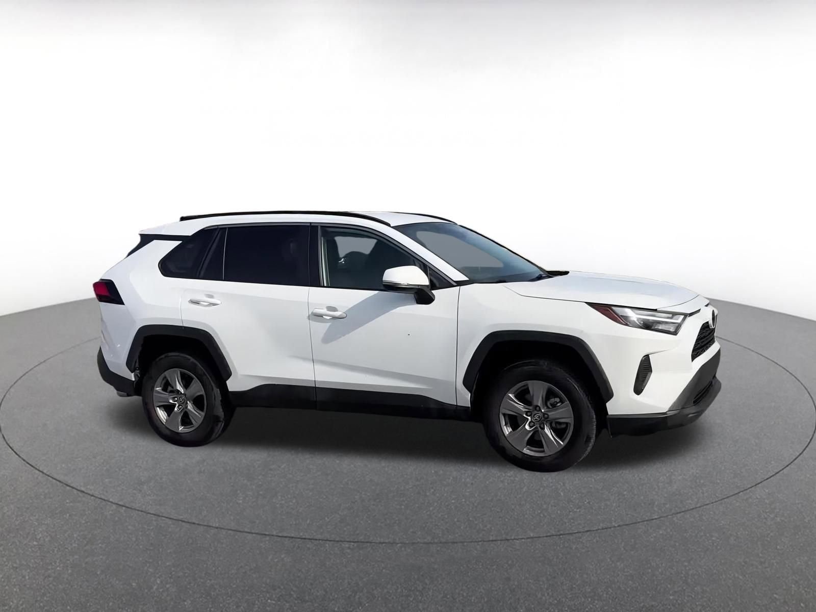 Thumbnail: 2025 Toyota RAV4 - 2