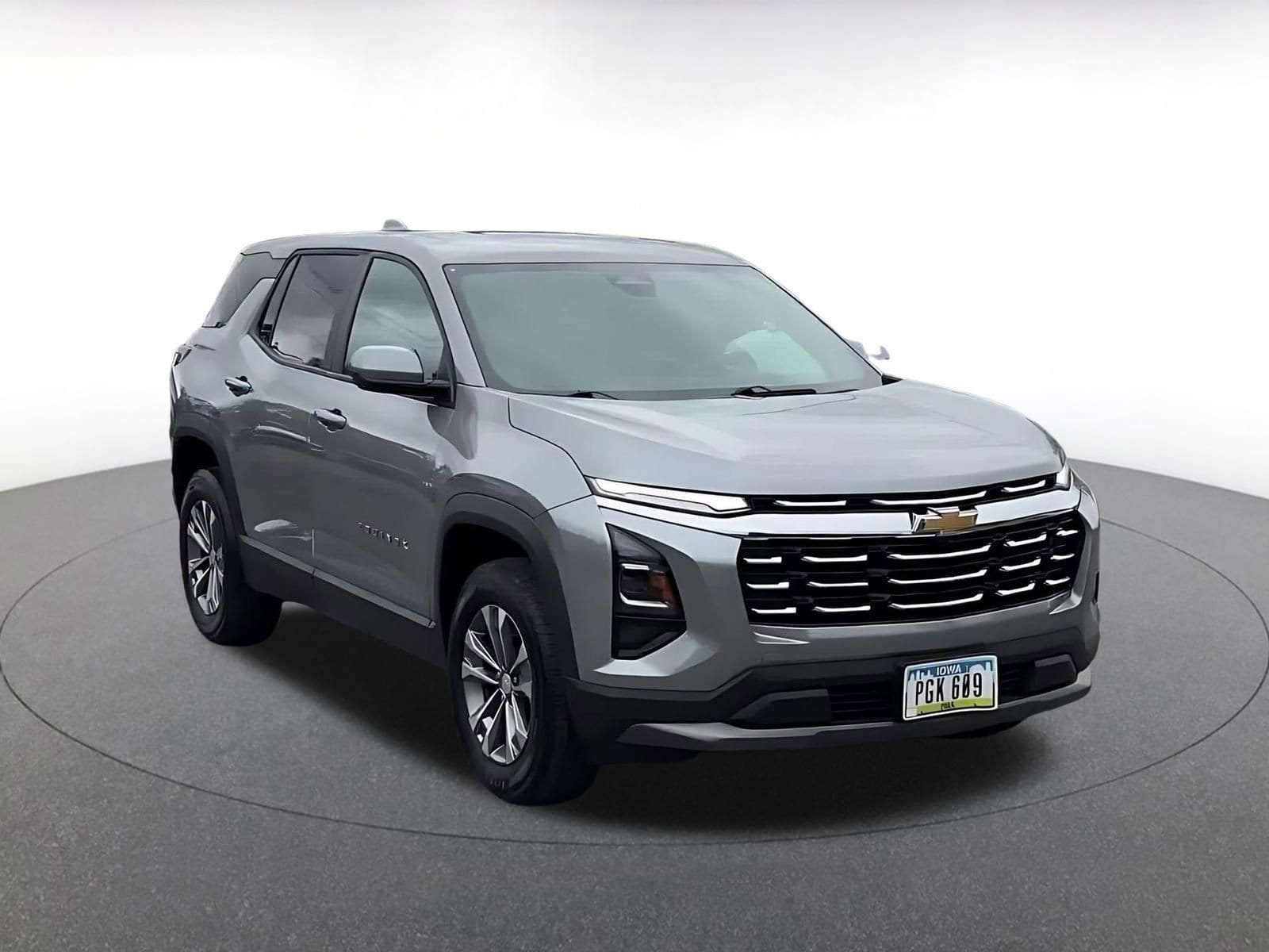 Thumbnail: 2025 Chevrolet Equinox - 3