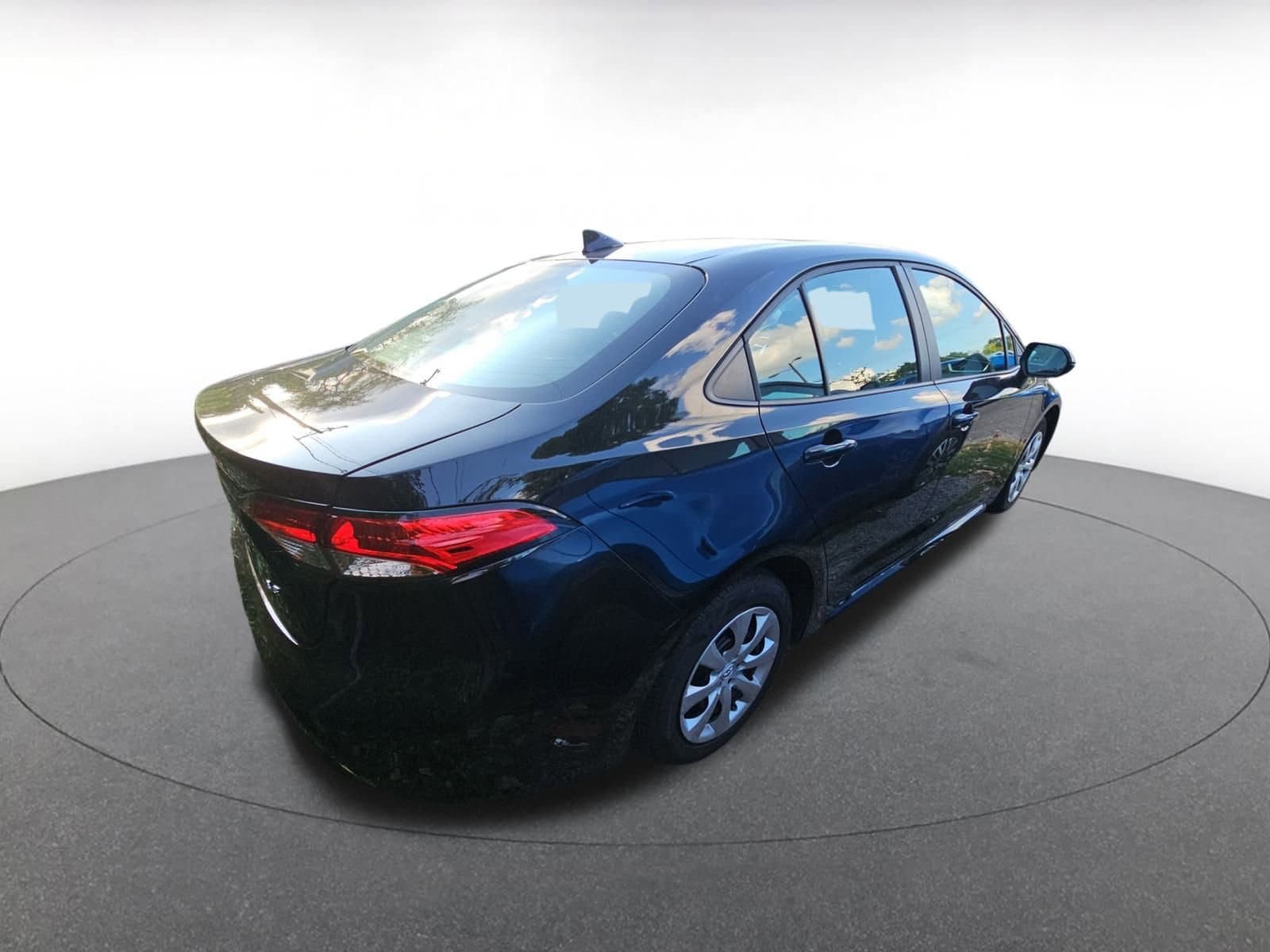 Thumbnail: 2024 Toyota Corolla - 6