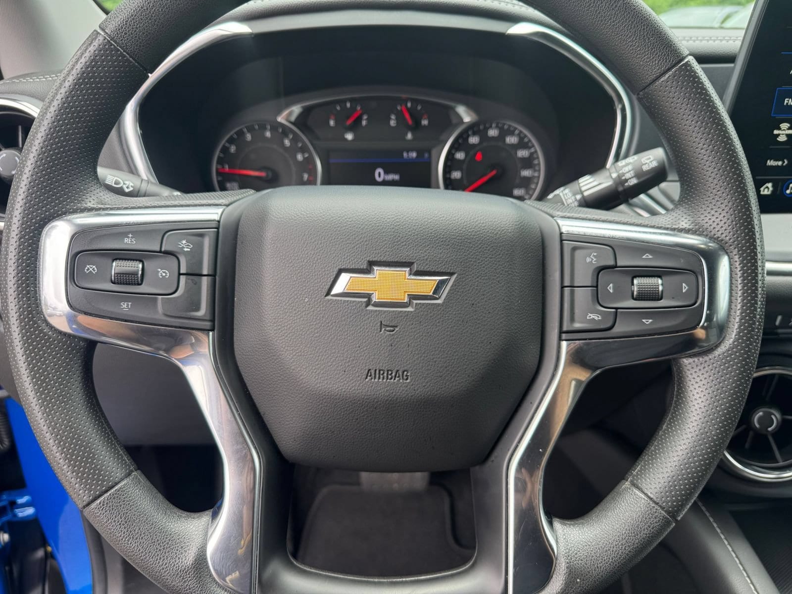 Thumbnail: 2025 Chevrolet Blazer - 28