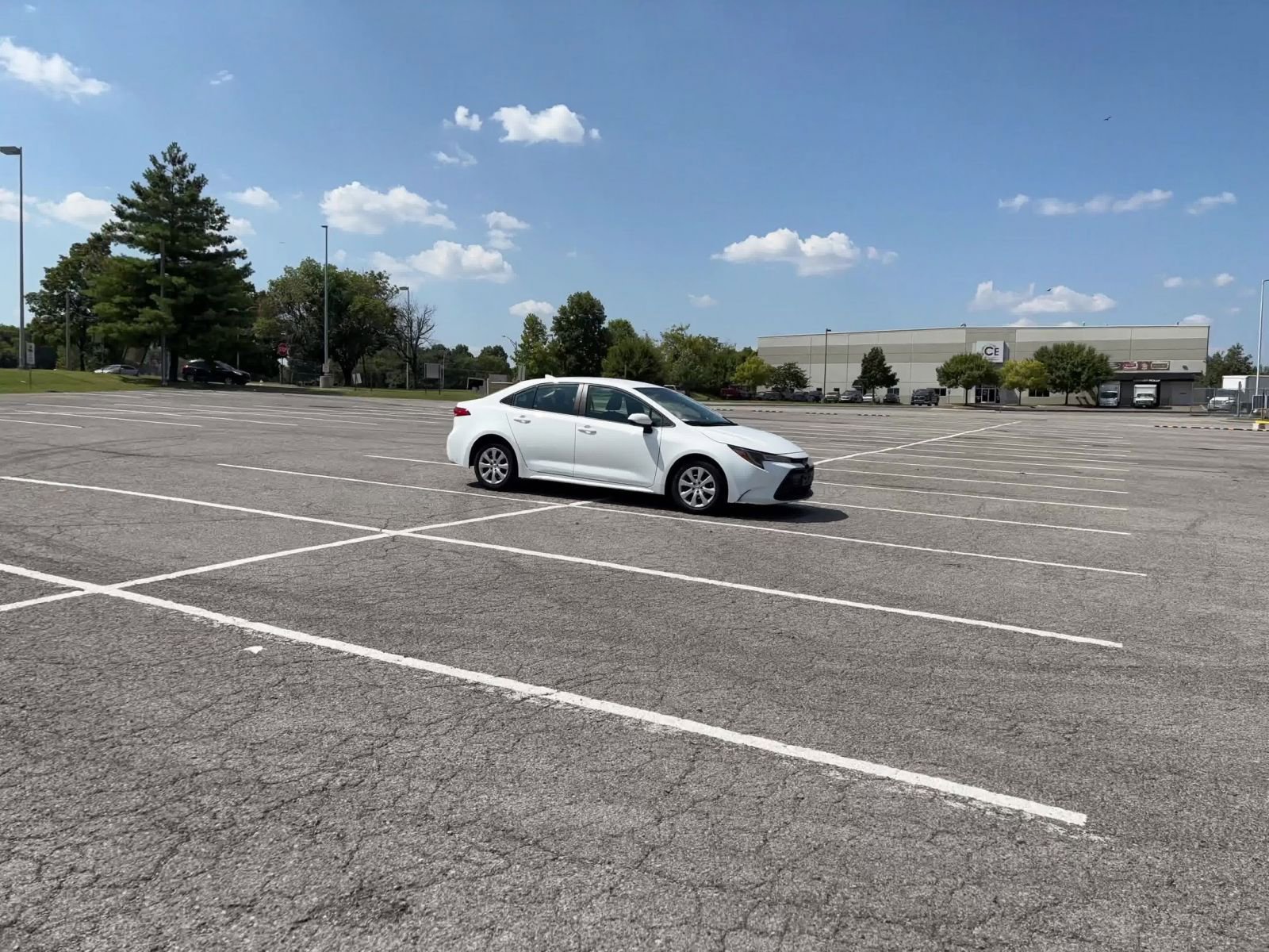 Thumbnail: 2024 Toyota Corolla - 11