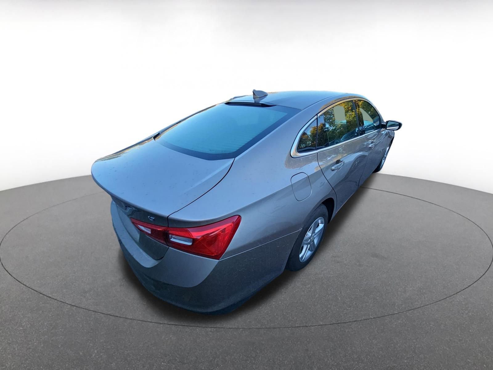 Thumbnail: 2024 Chevrolet Malibu - 6