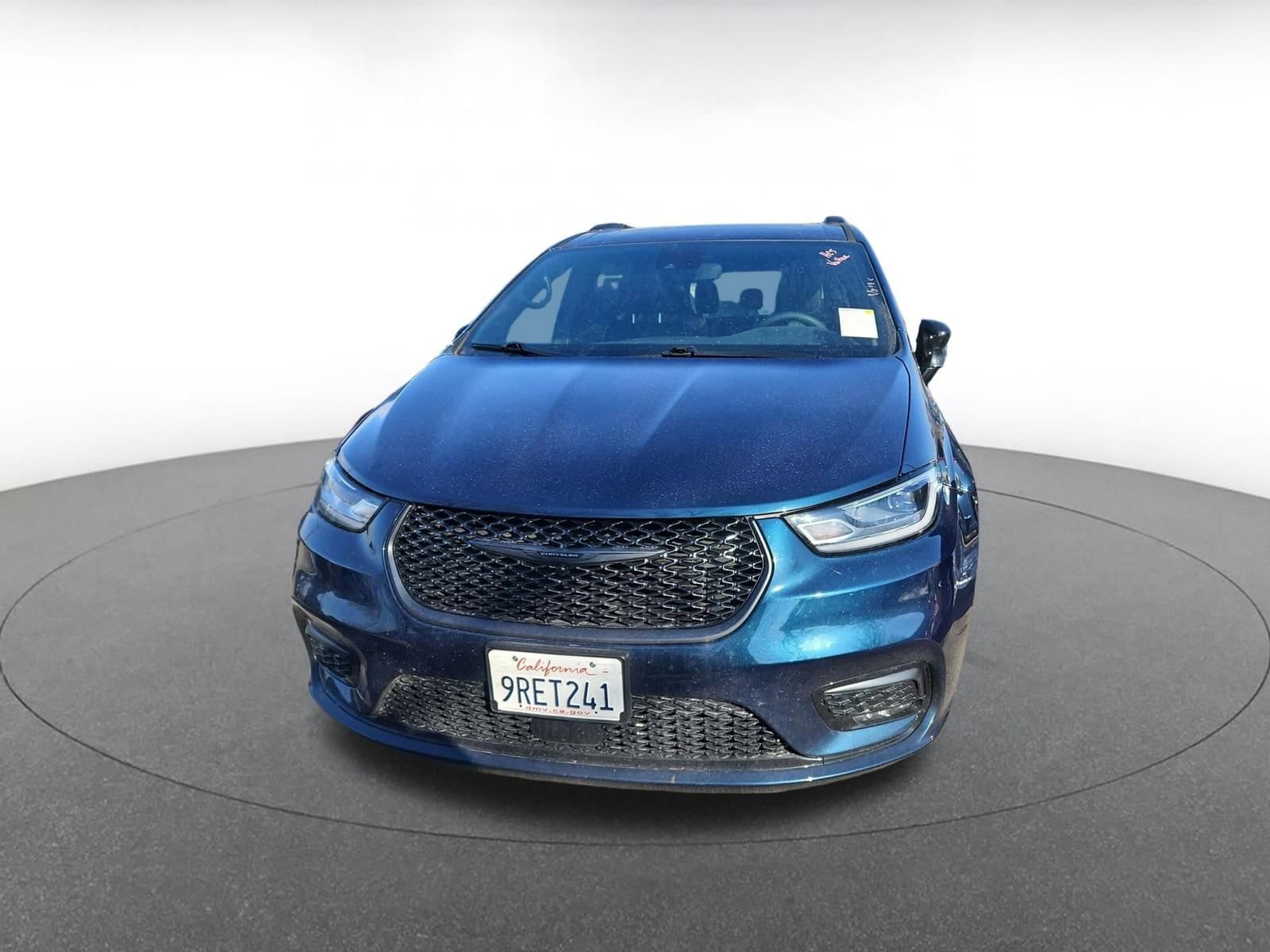 Thumbnail: 2025 Chrysler Pacifica - 2