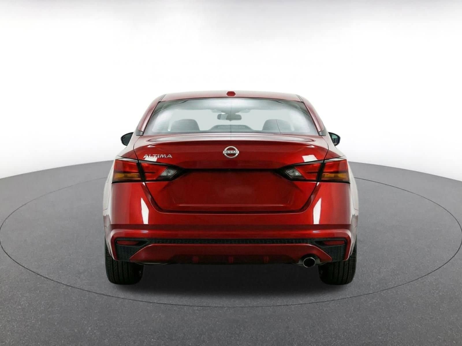 Thumbnail: 2025 Nissan Altima - 8