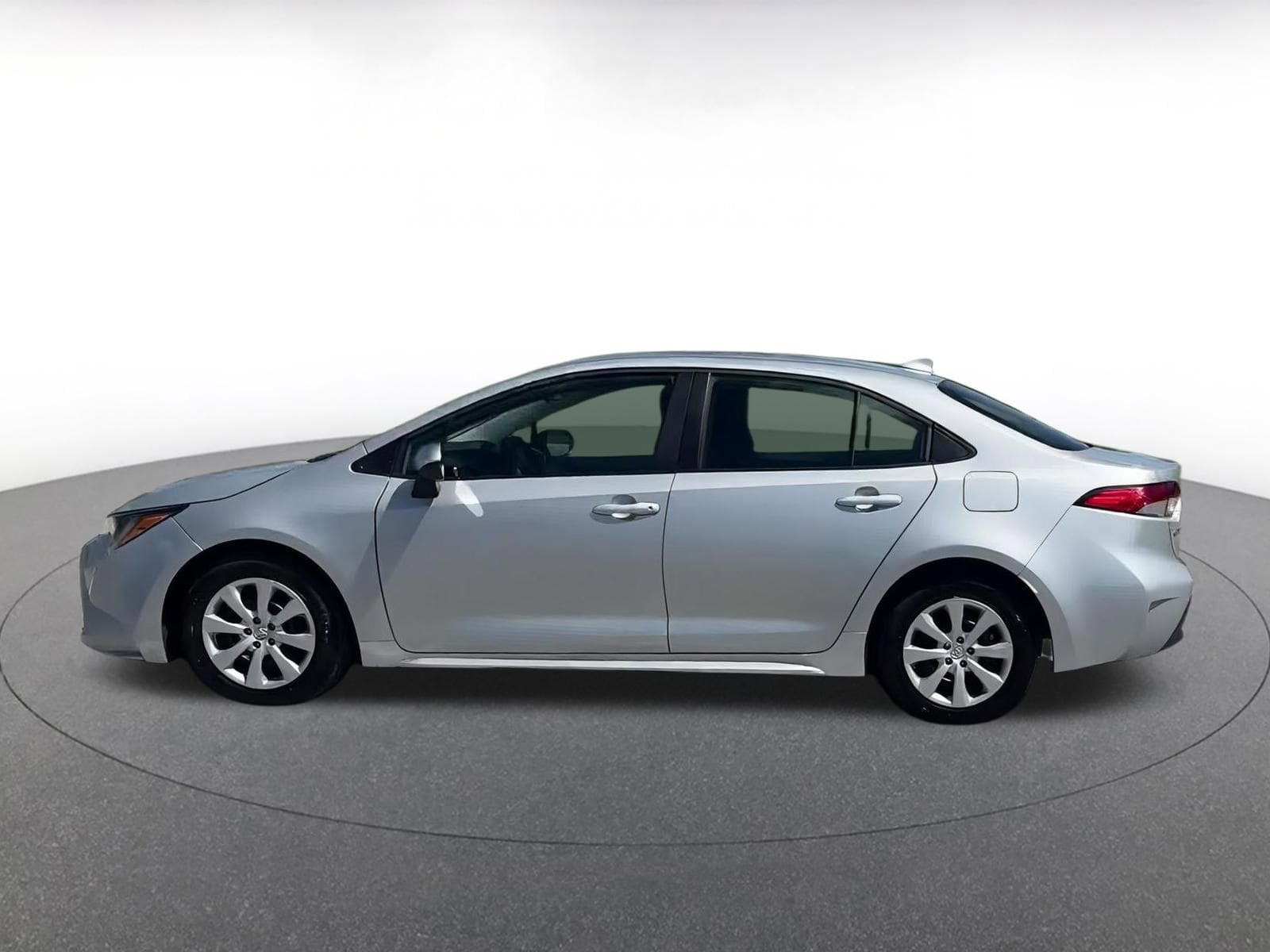 Thumbnail: 2024 Toyota Corolla - 11