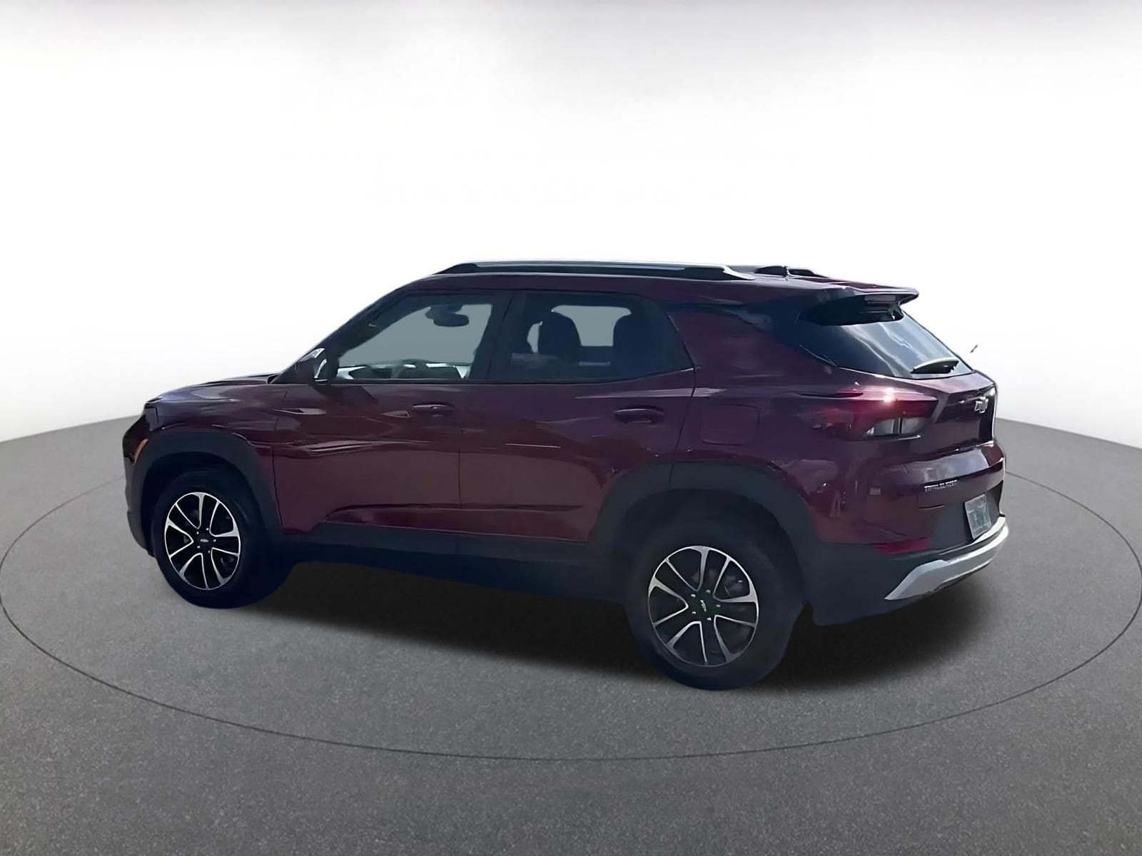 Thumbnail: 2025 Chevrolet TrailBlazer - 10