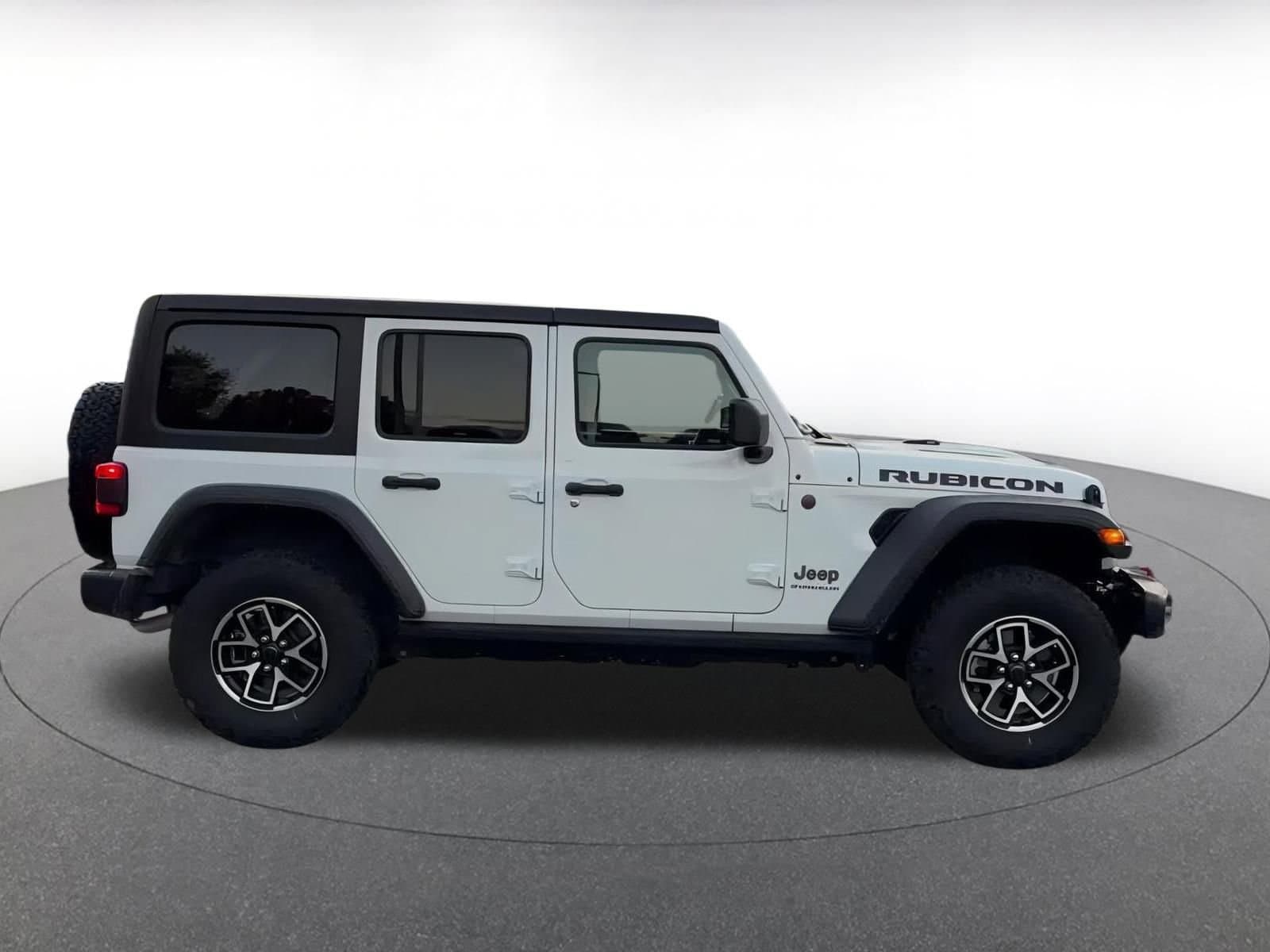 Thumbnail: 2025 Jeep Wrangler - 16