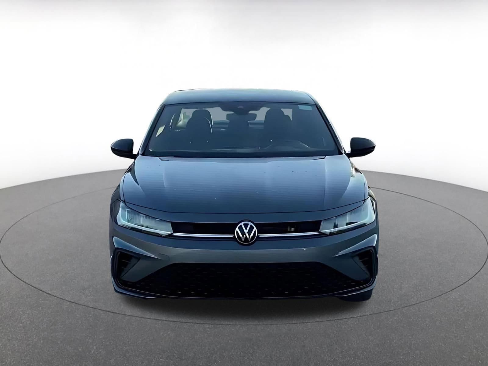 Thumbnail: 2025 Volkswagen Jetta - 4