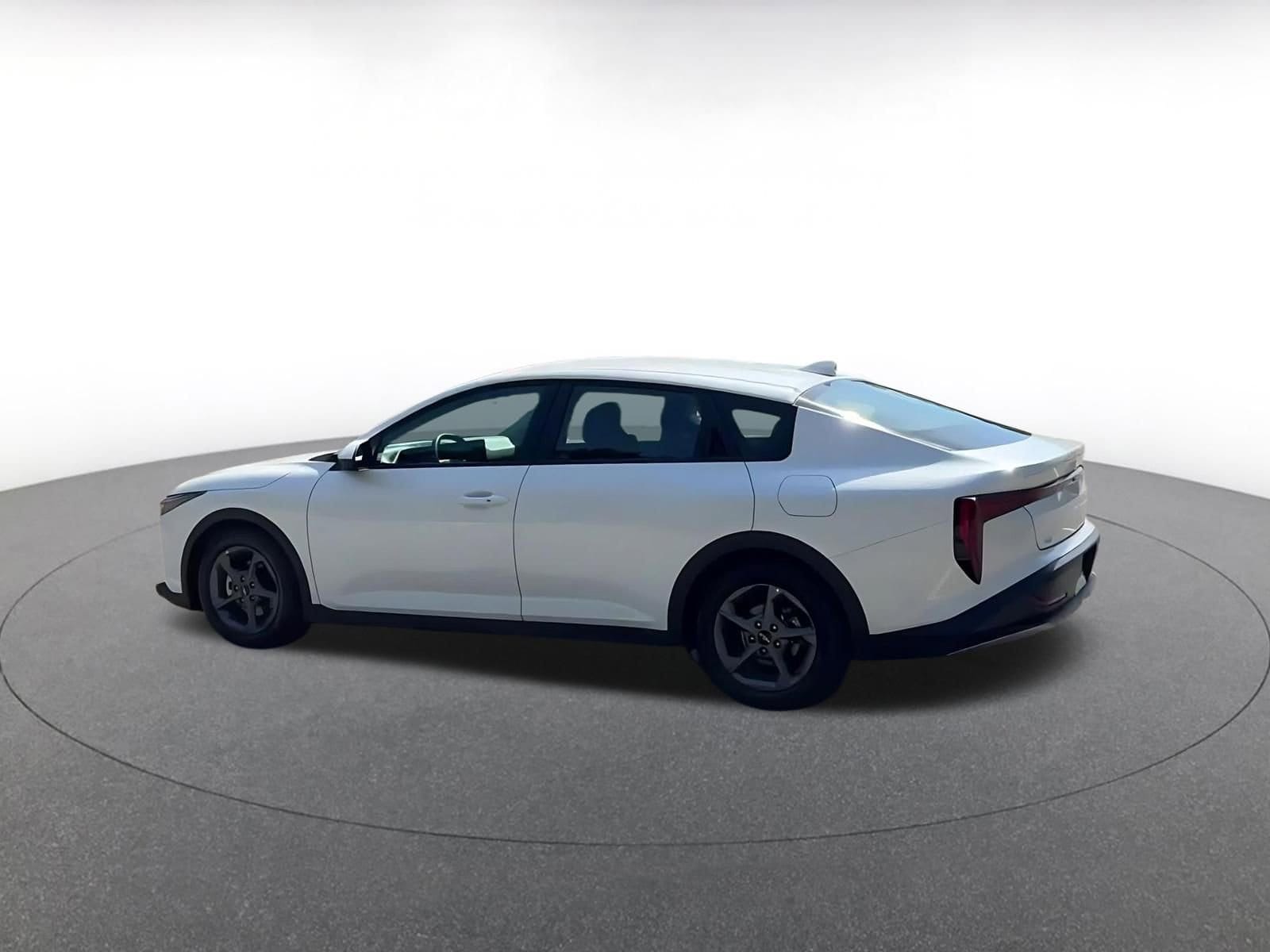 Thumbnail: 2025 Kia K4 - 10