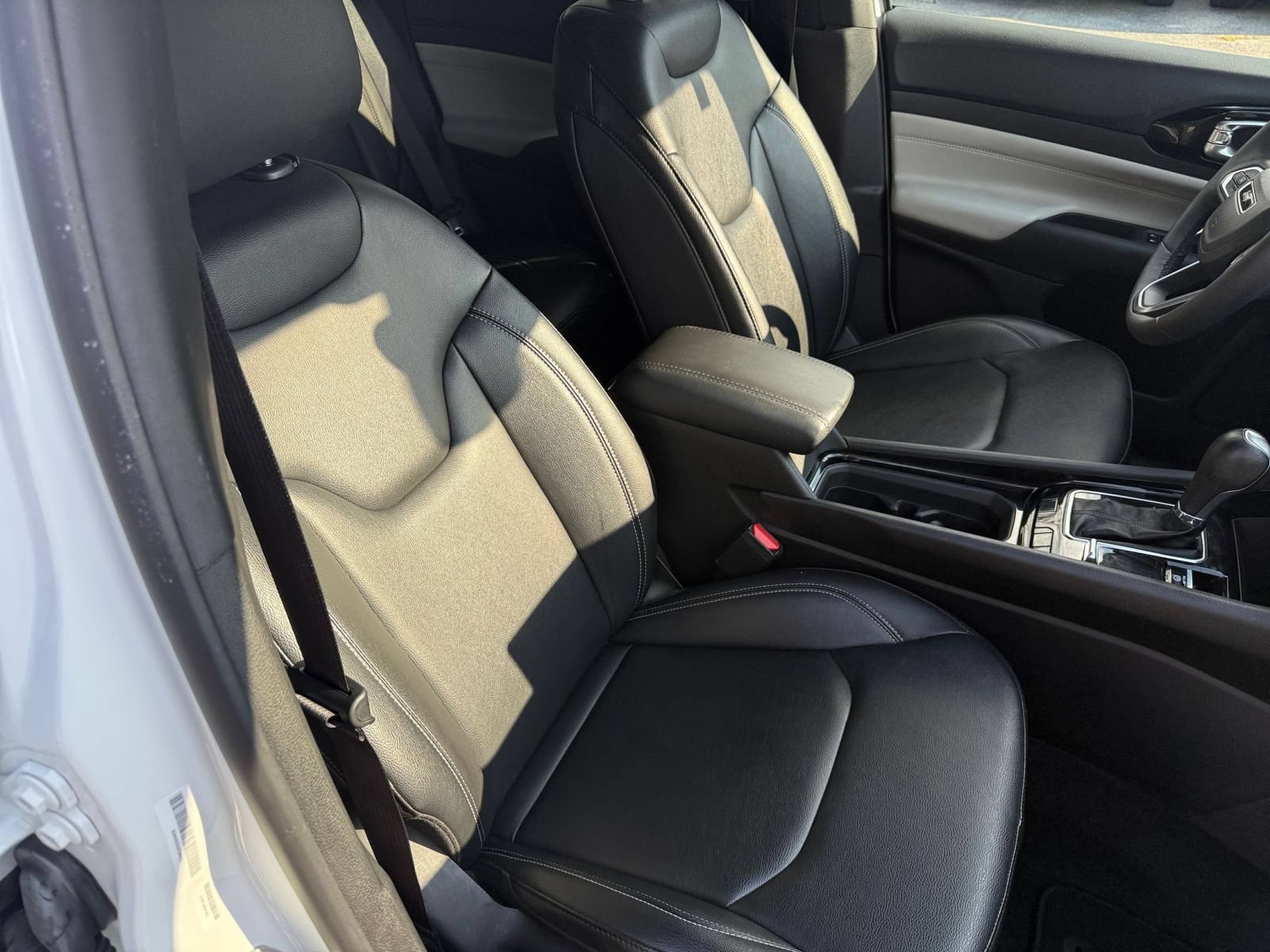Thumbnail: 2025 Jeep Compass - 32