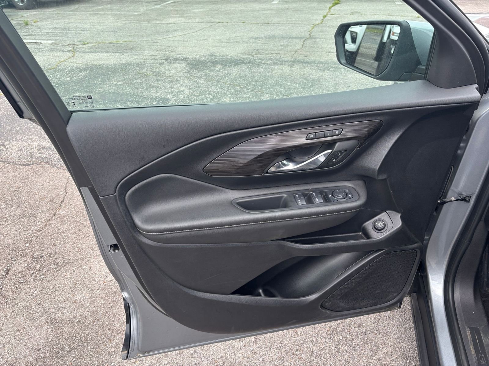 Thumbnail: 2024 GMC Terrain - 25