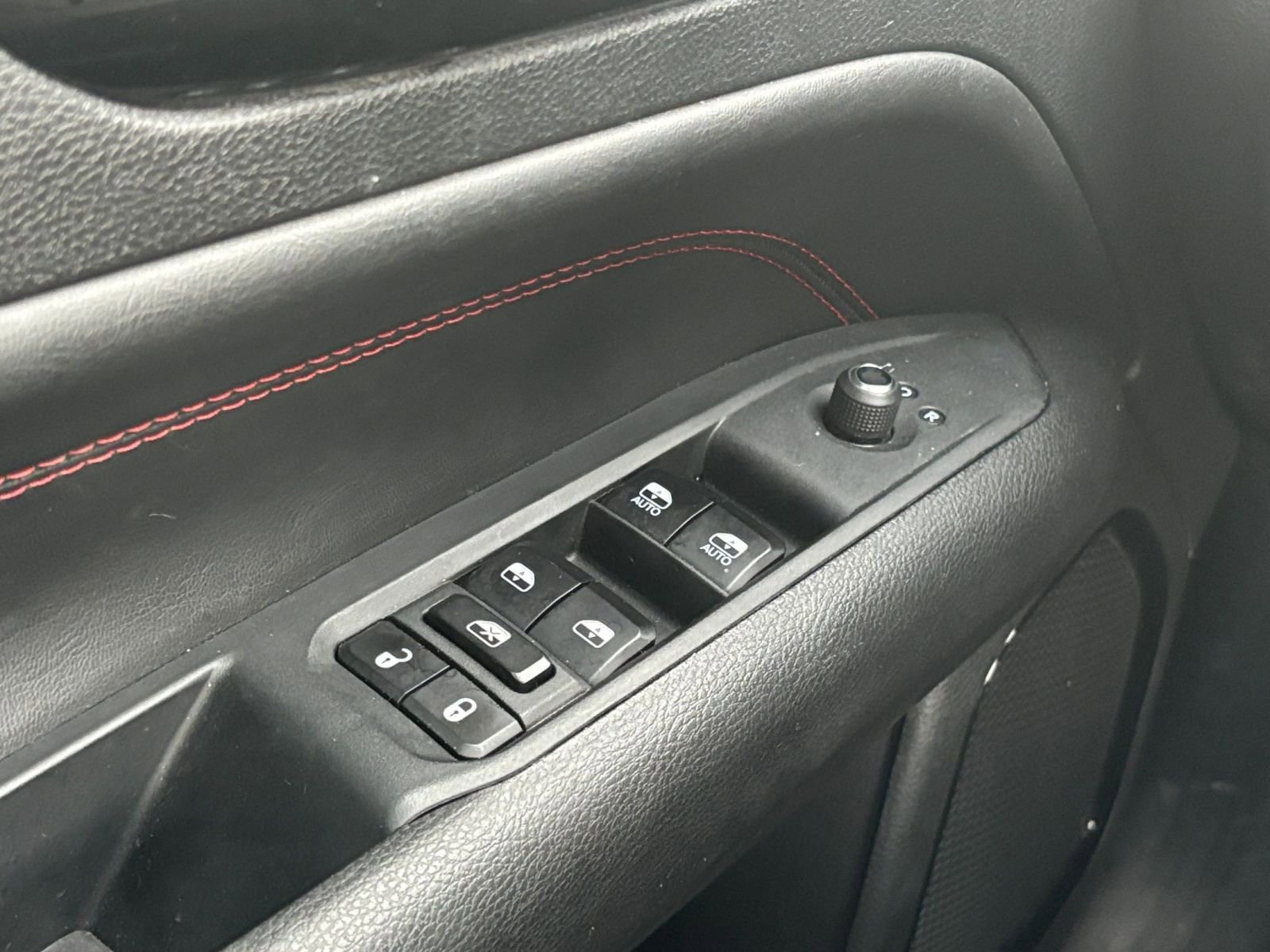 Thumbnail: 2025 Jeep Compass - 20