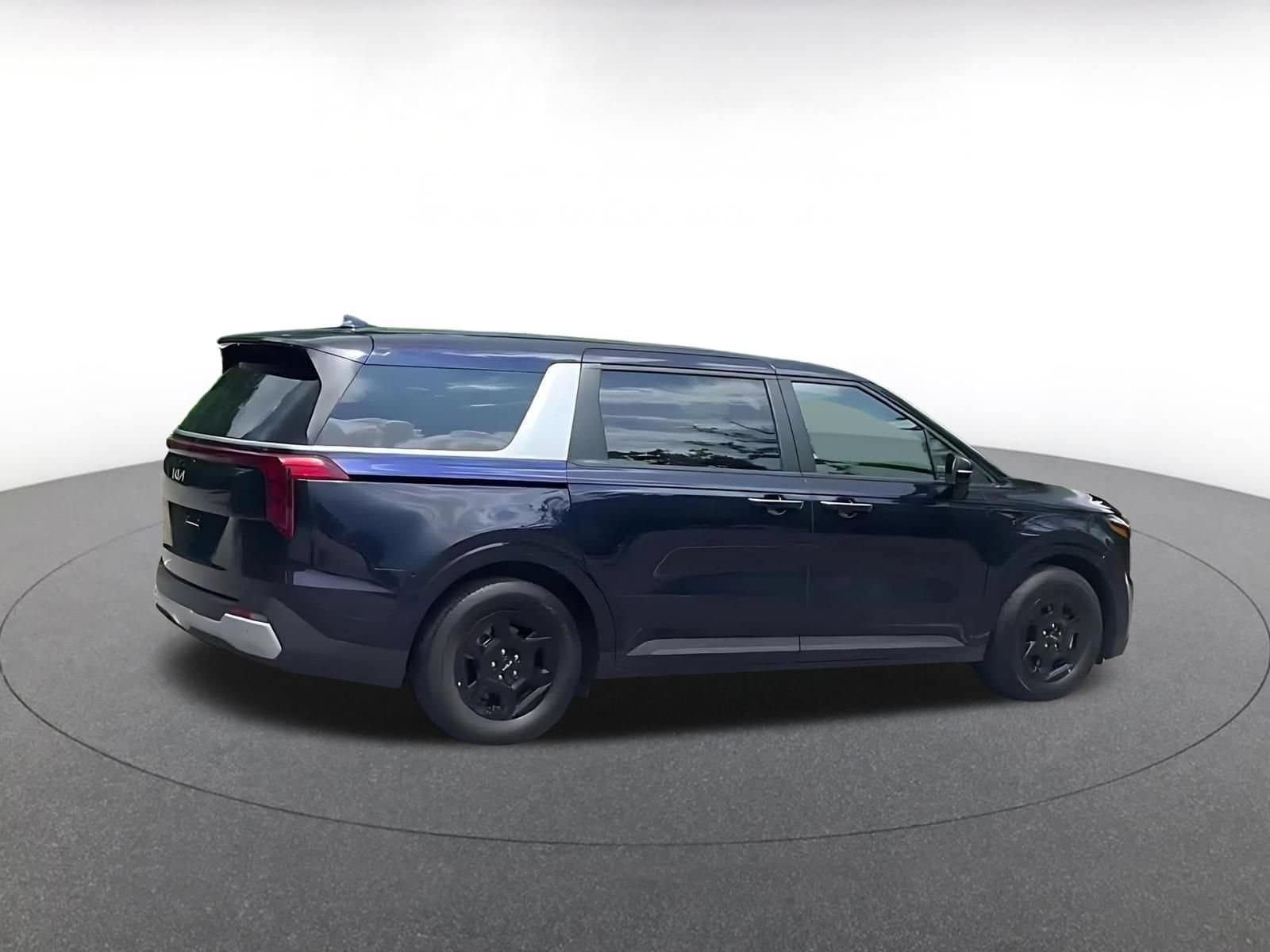 Thumbnail: 2026 Kia Carnival - 14