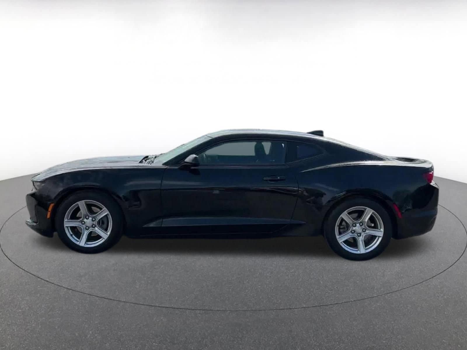 Thumbnail: 2023 Chevrolet Camaro - 10