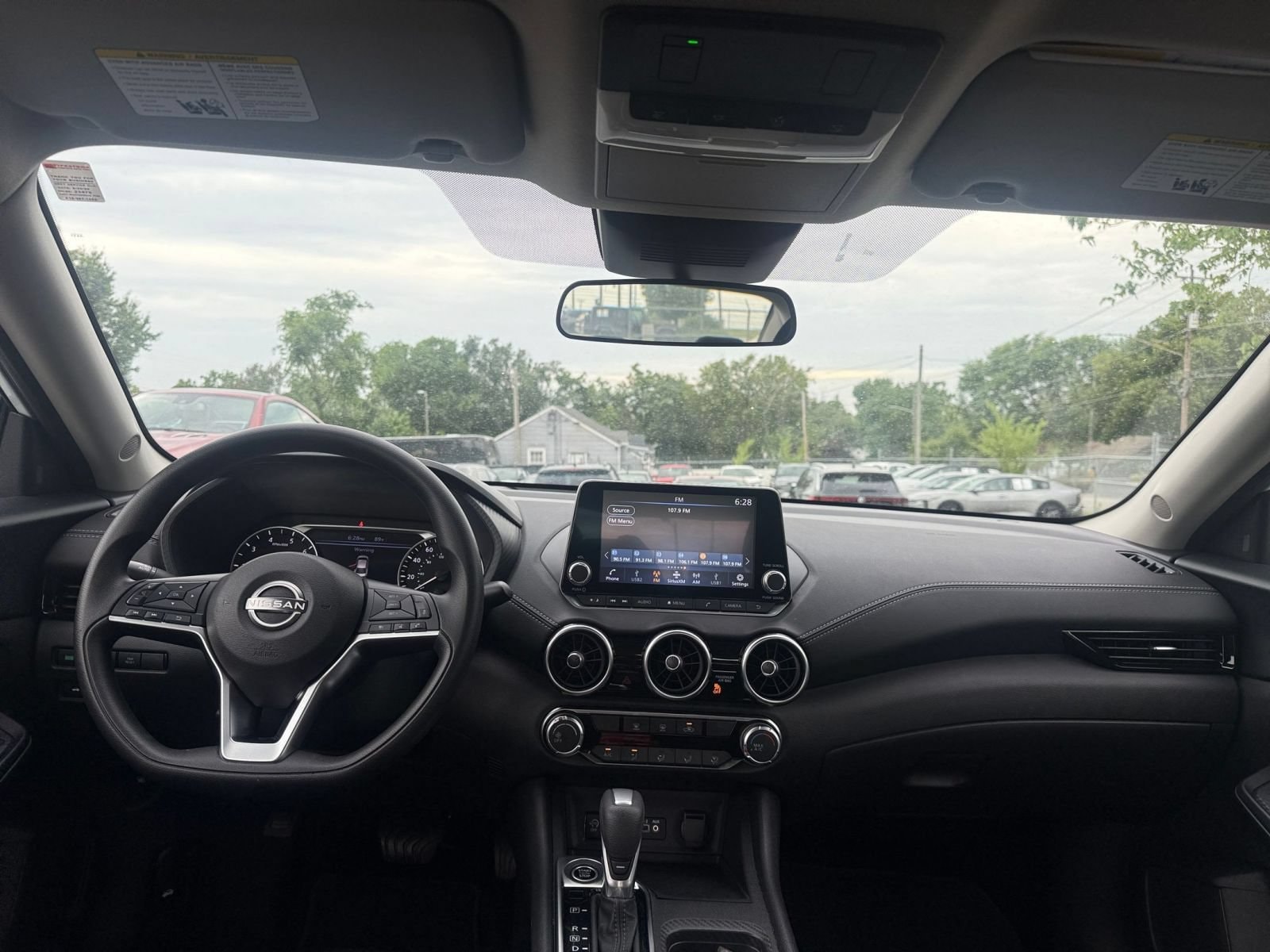 Thumbnail: 2025 Nissan Sentra - 31