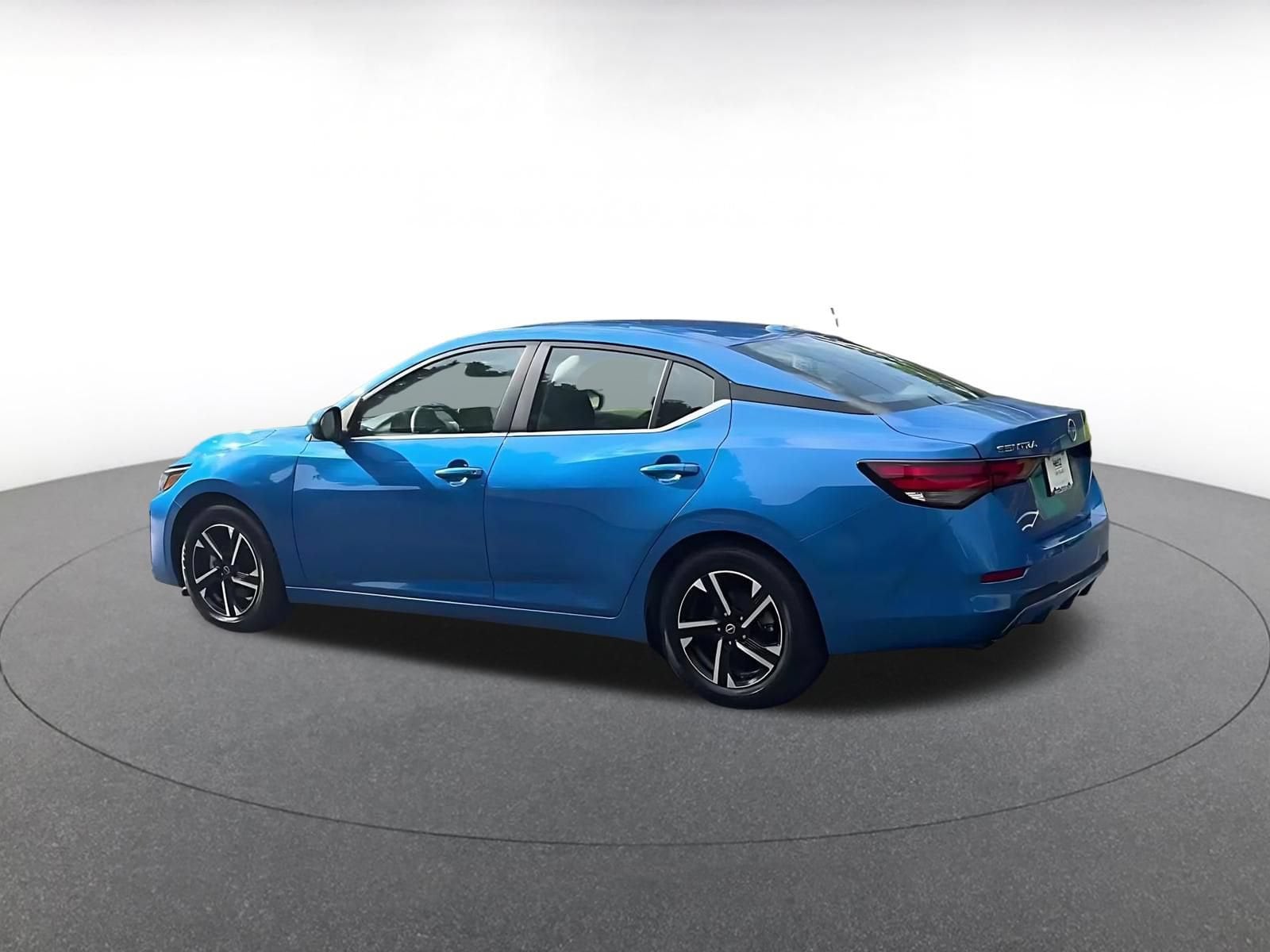 Thumbnail: 2025 Nissan Sentra - 9
