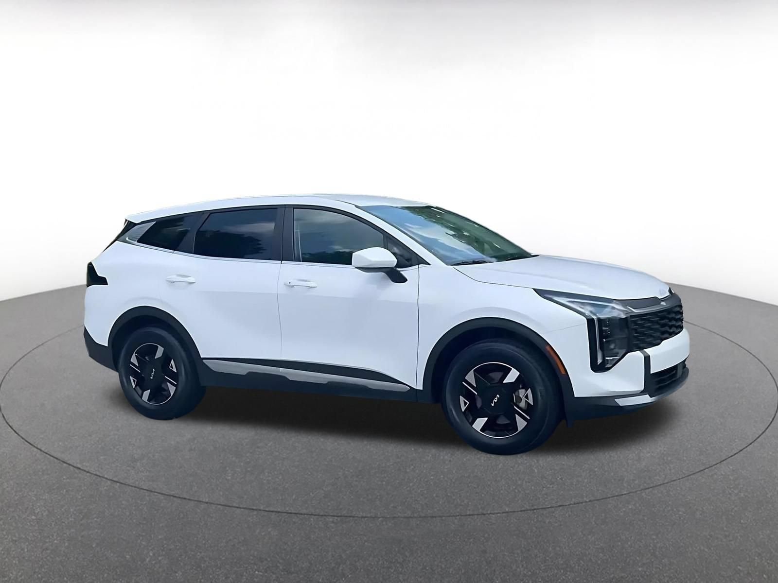 Thumbnail: 2026 Kia Sportage - 2