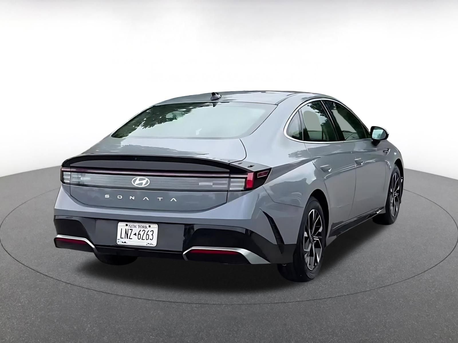 Thumbnail: 2025 Hyundai Sonata - 15
