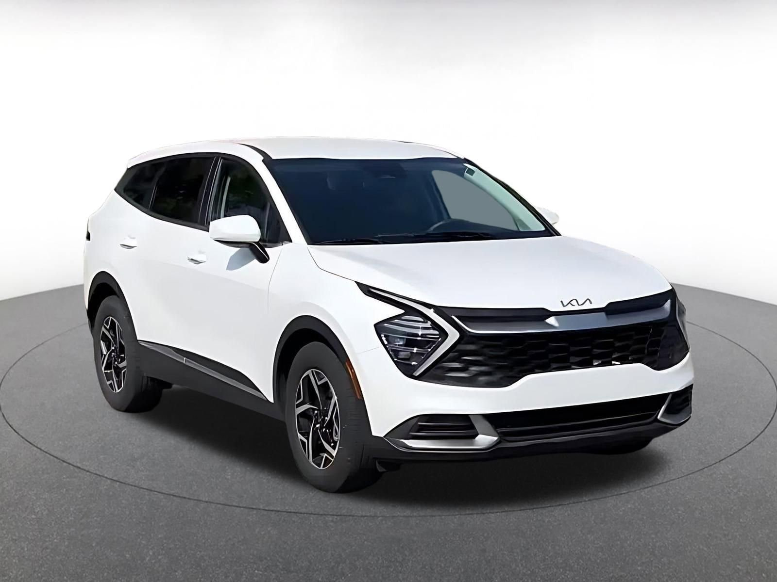 Thumbnail: 2025 Kia Sportage - 3