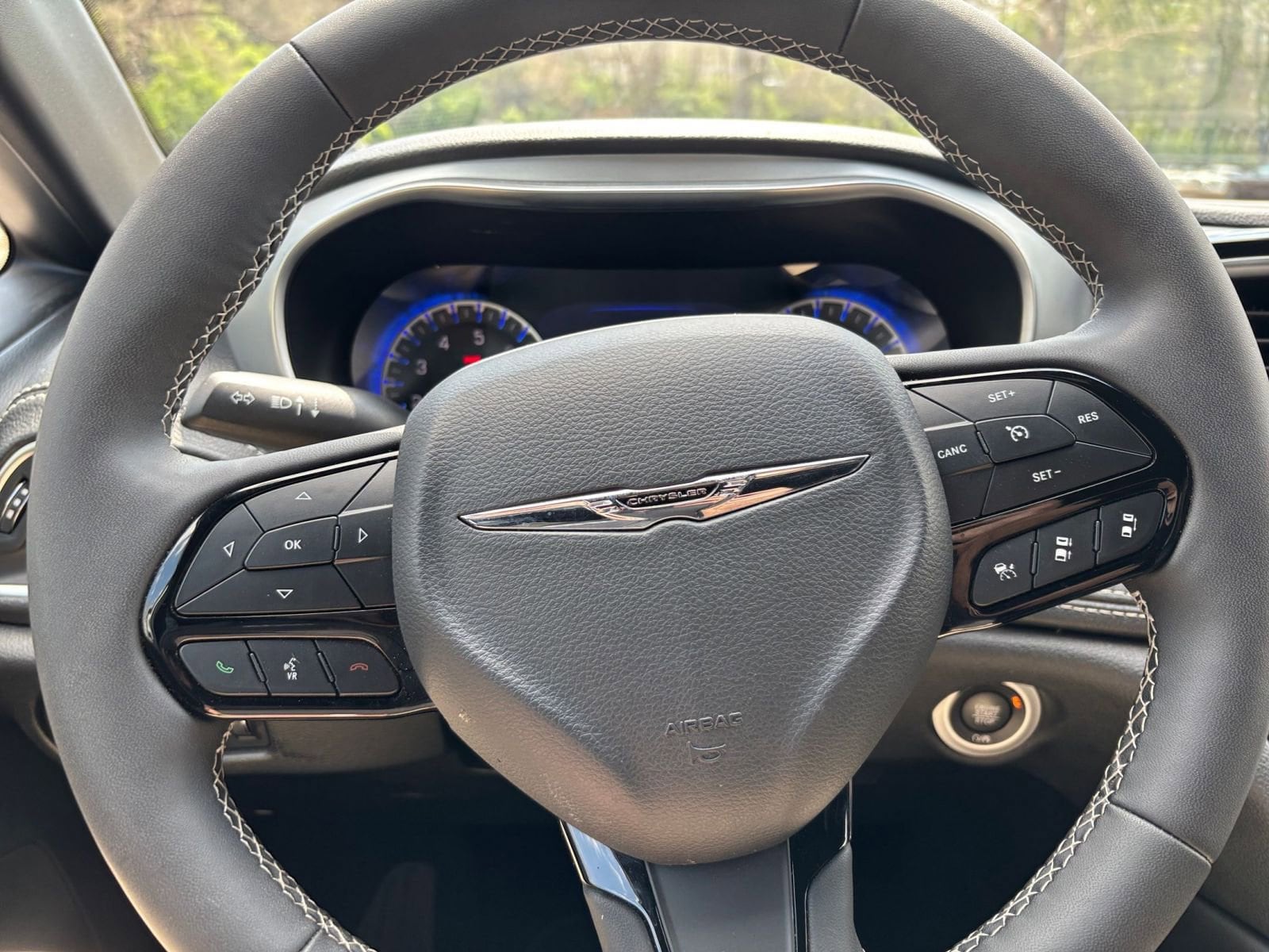Thumbnail: 2025 Chrysler Pacifica - 31