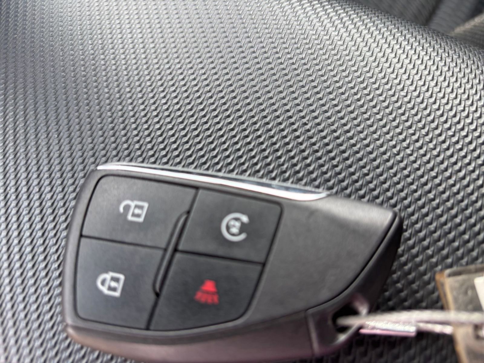 Thumbnail: 2025 Chevrolet Equinox - 25