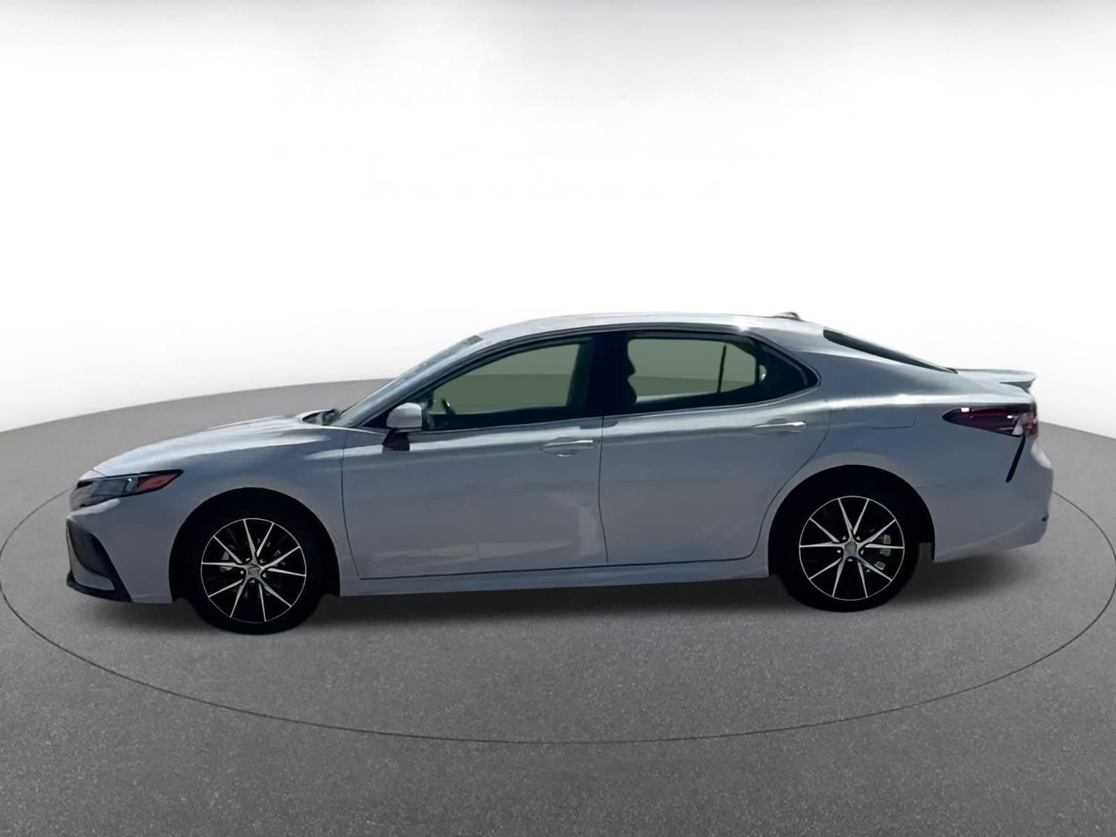 Thumbnail: 2024 Toyota Camry - 8