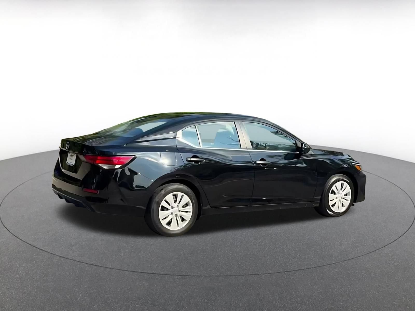 Thumbnail: 2025 Nissan Sentra - 14