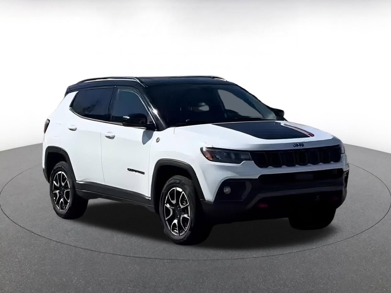 Thumbnail: 2025 Jeep Compass - 3