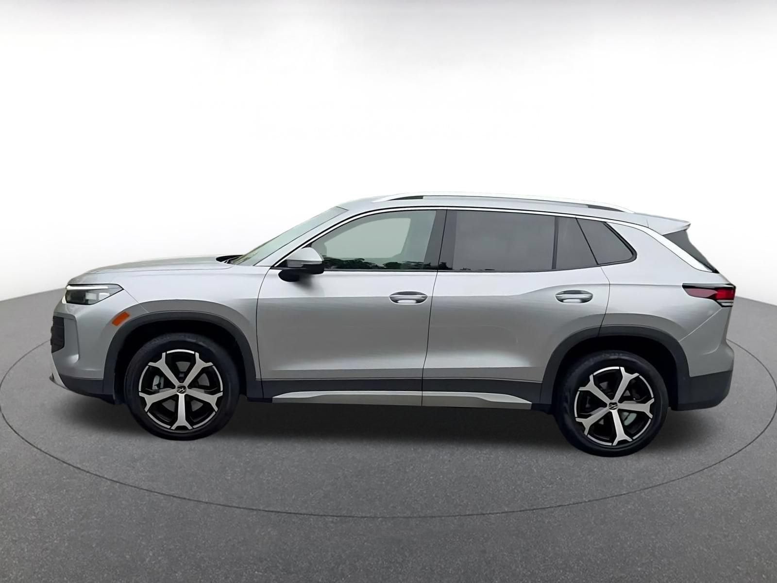 Thumbnail: 2026 Volkswagen Tiguan - 8