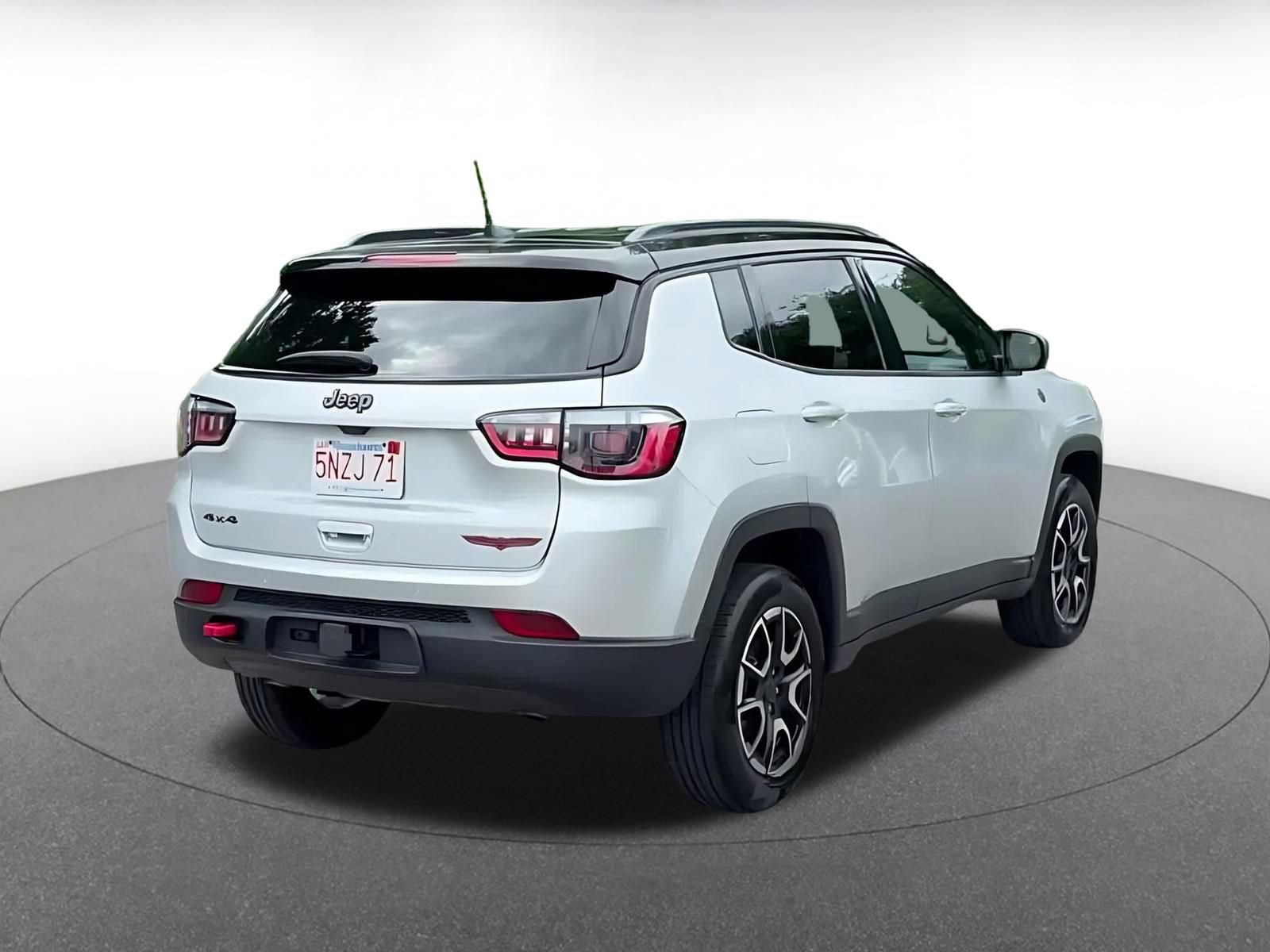Thumbnail: 2025 Jeep Compass - 14