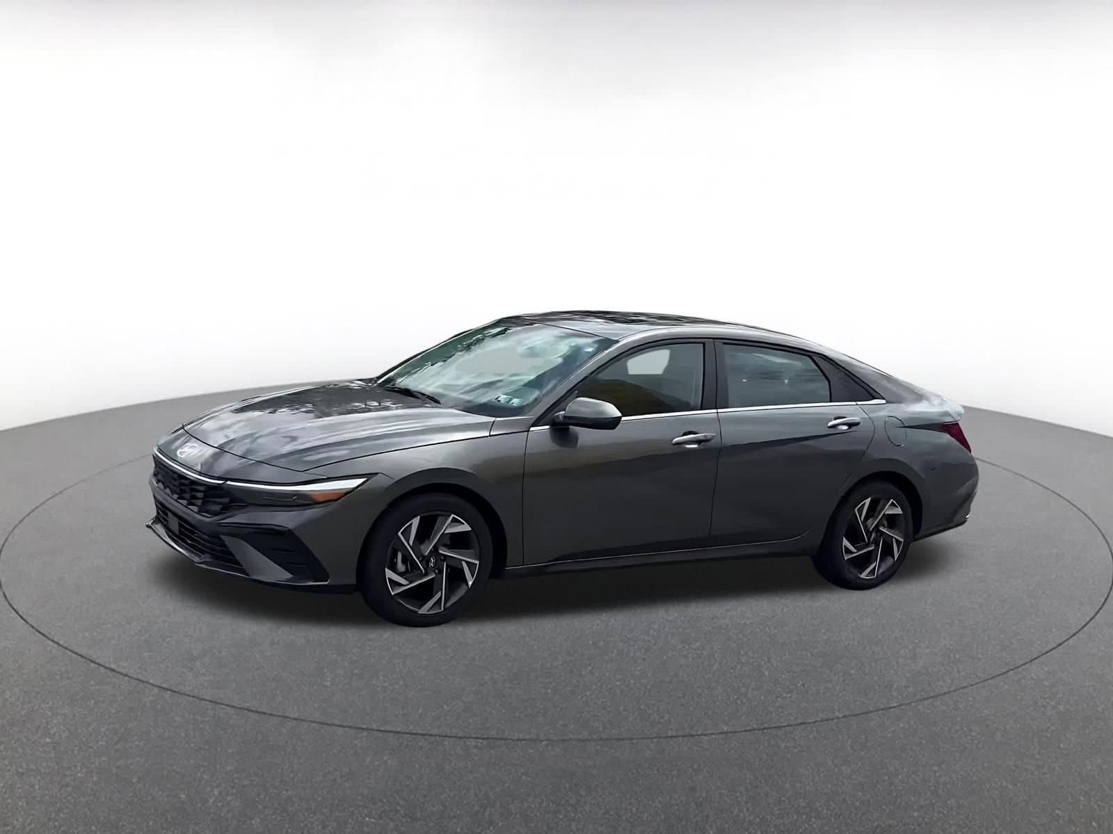 Thumbnail: 2025 Hyundai Elantra - 8