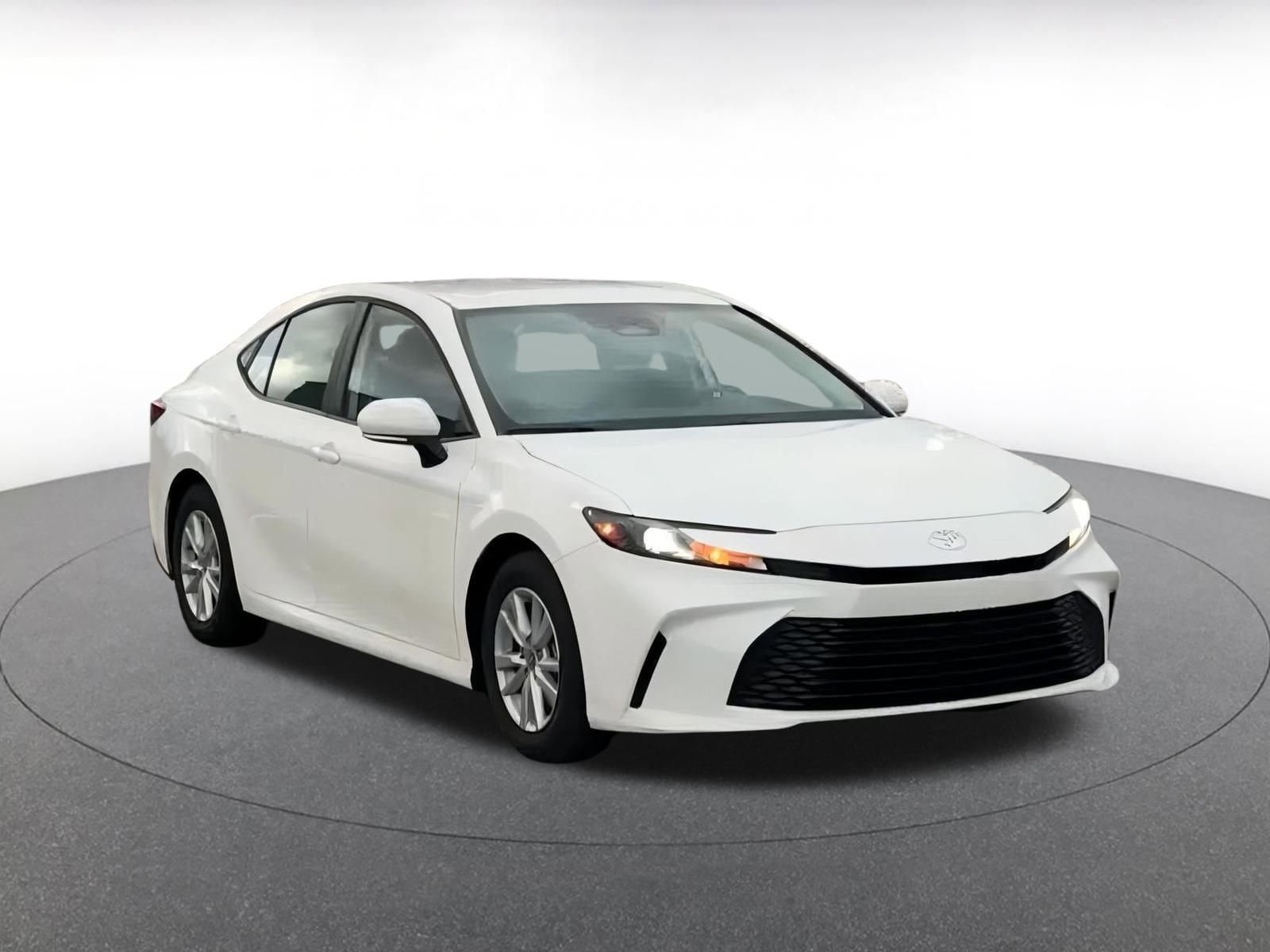 Thumbnail: 2025 Toyota Camry - 3