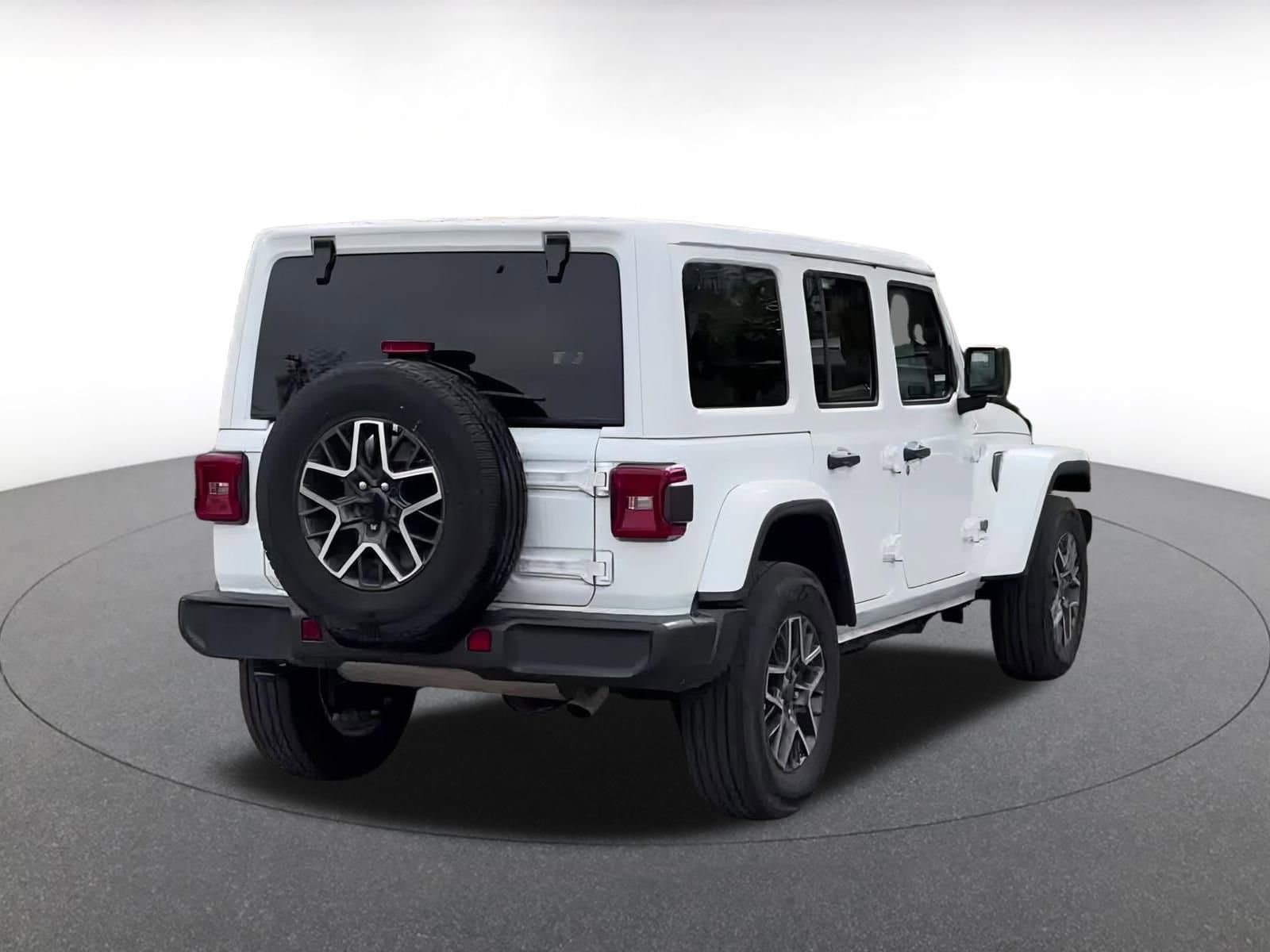 Thumbnail: 2025 Jeep Wrangler - 15