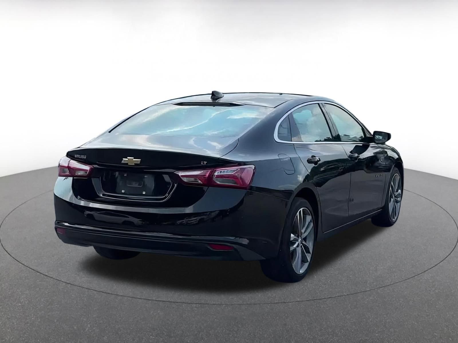 2024 Chevrolet Malibu LT 13