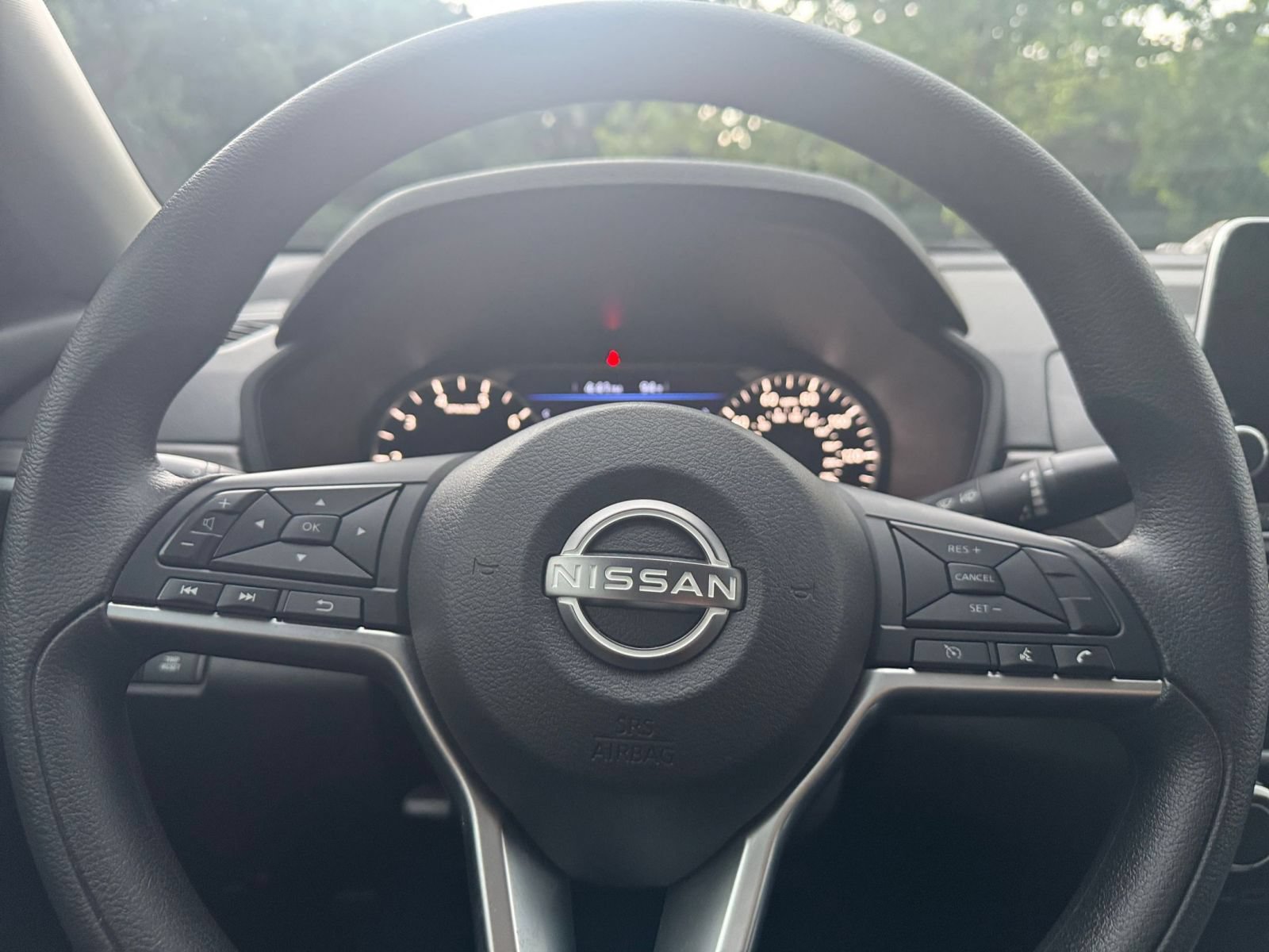 Thumbnail: 2025 Nissan Altima - 23