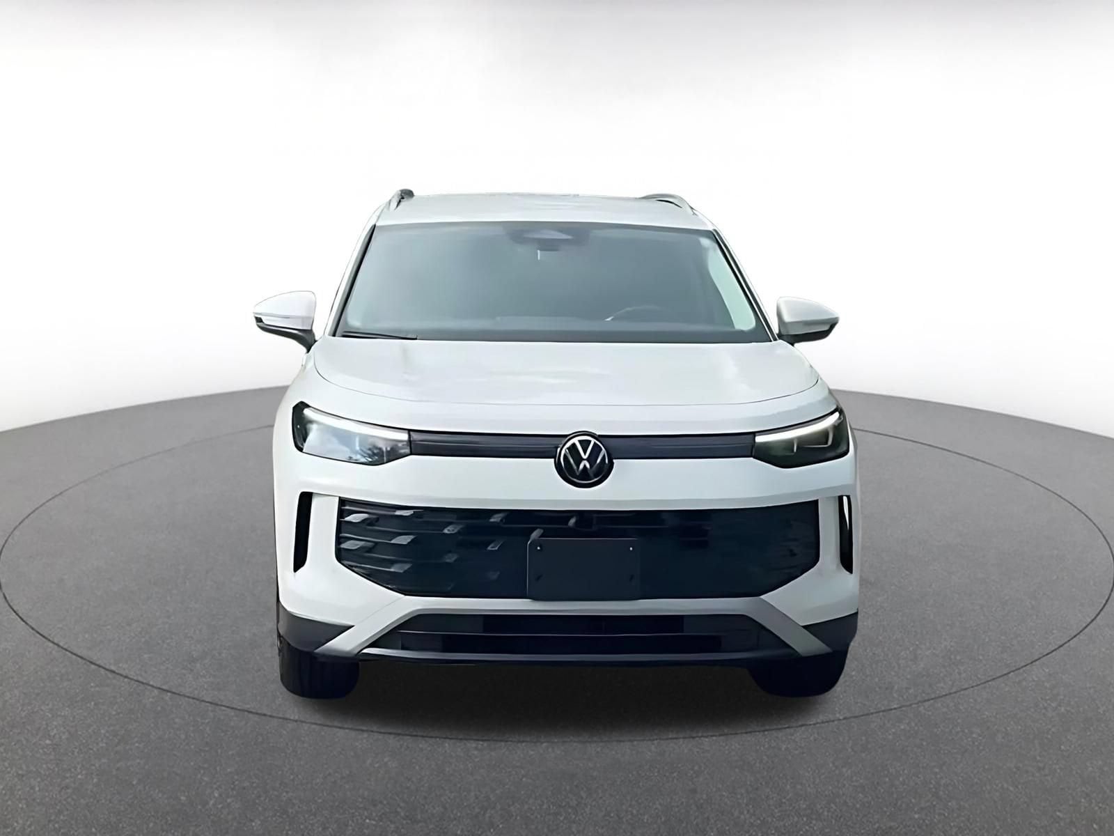 Thumbnail: 2026 Volkswagen Tiguan - 4