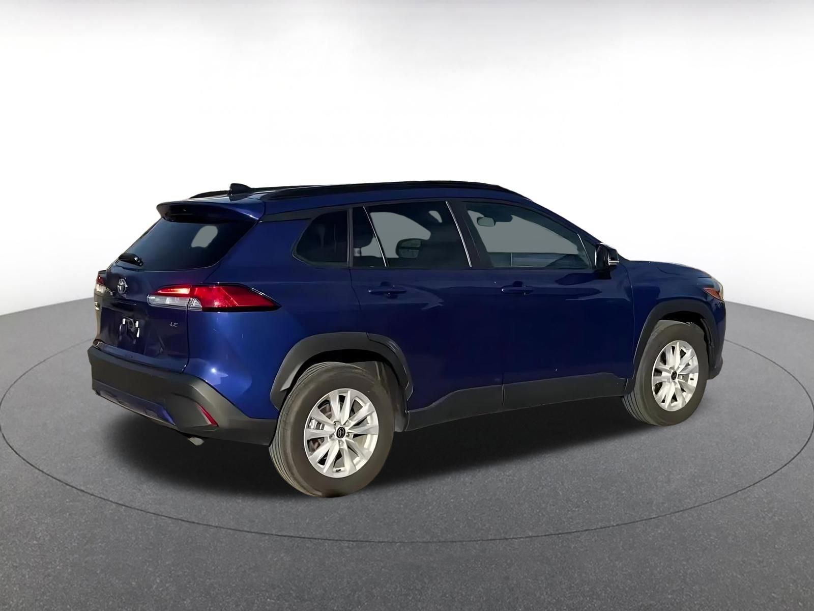 Thumbnail: 2025 Toyota Corolla Cross - 15