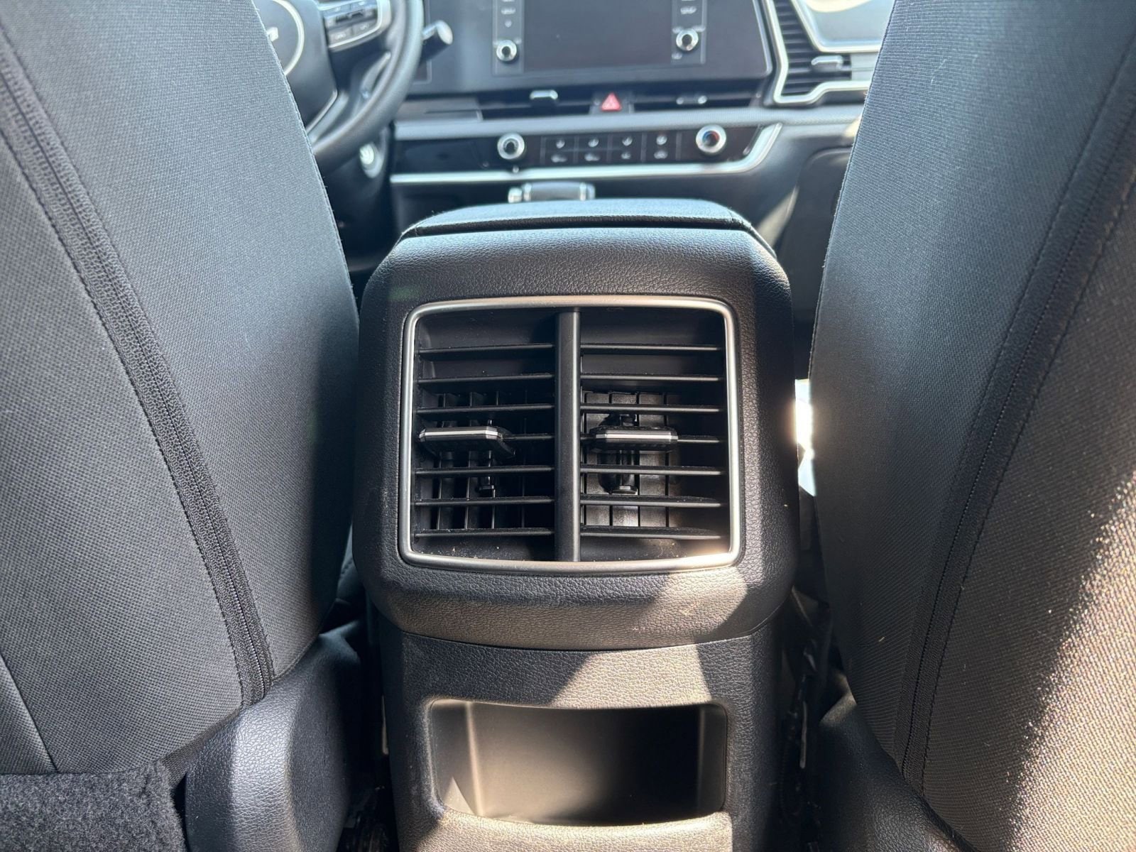 Thumbnail: 2025 Kia Sportage - 22