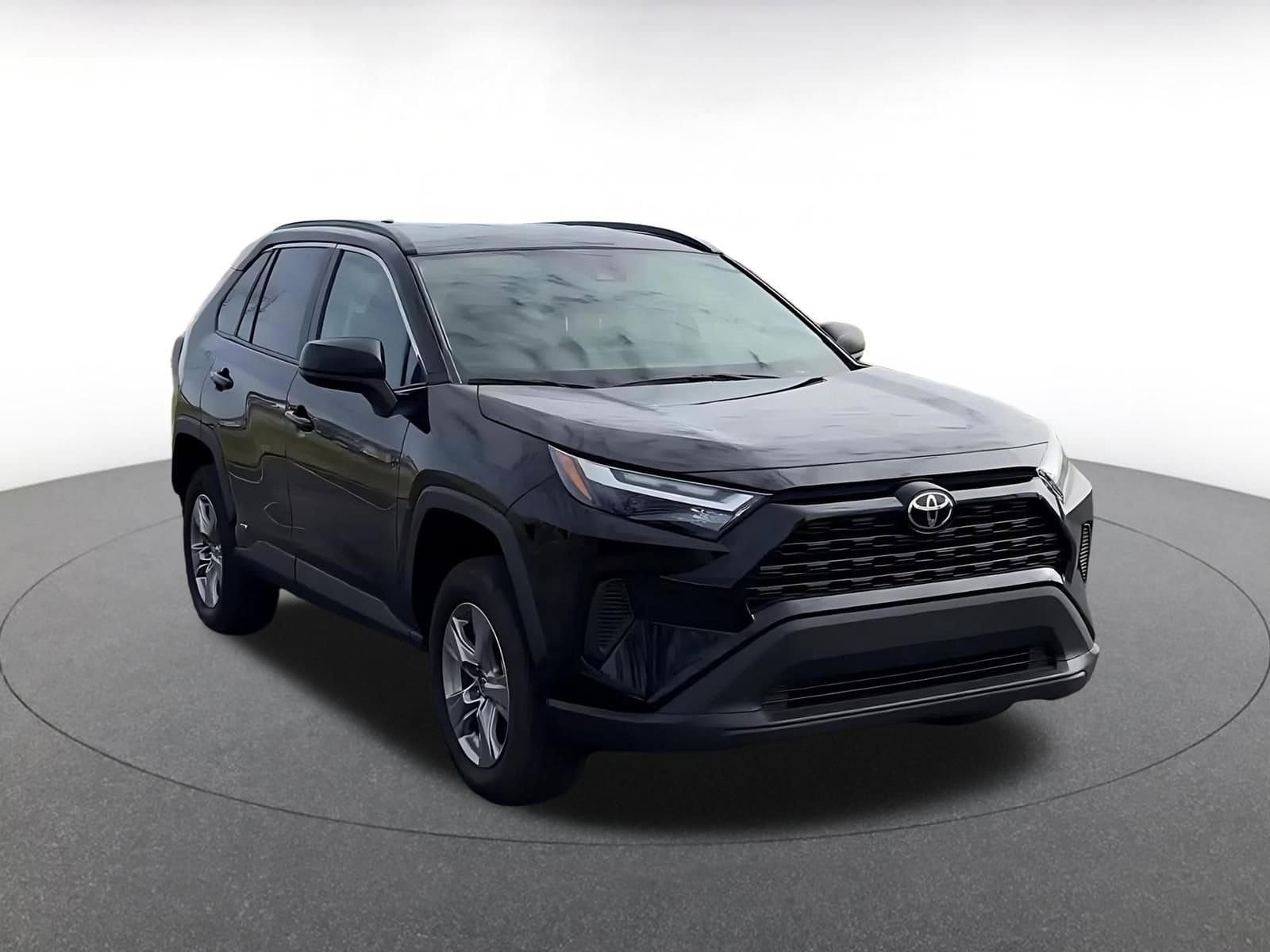 Thumbnail: 2025 Toyota RAV4 - 3
